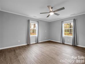 118 Tallyhoe Street — Forest City