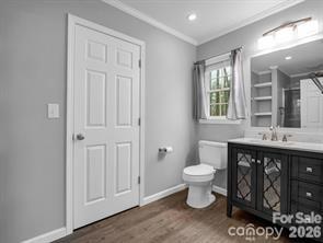 118 Tallyhoe Street — Forest City