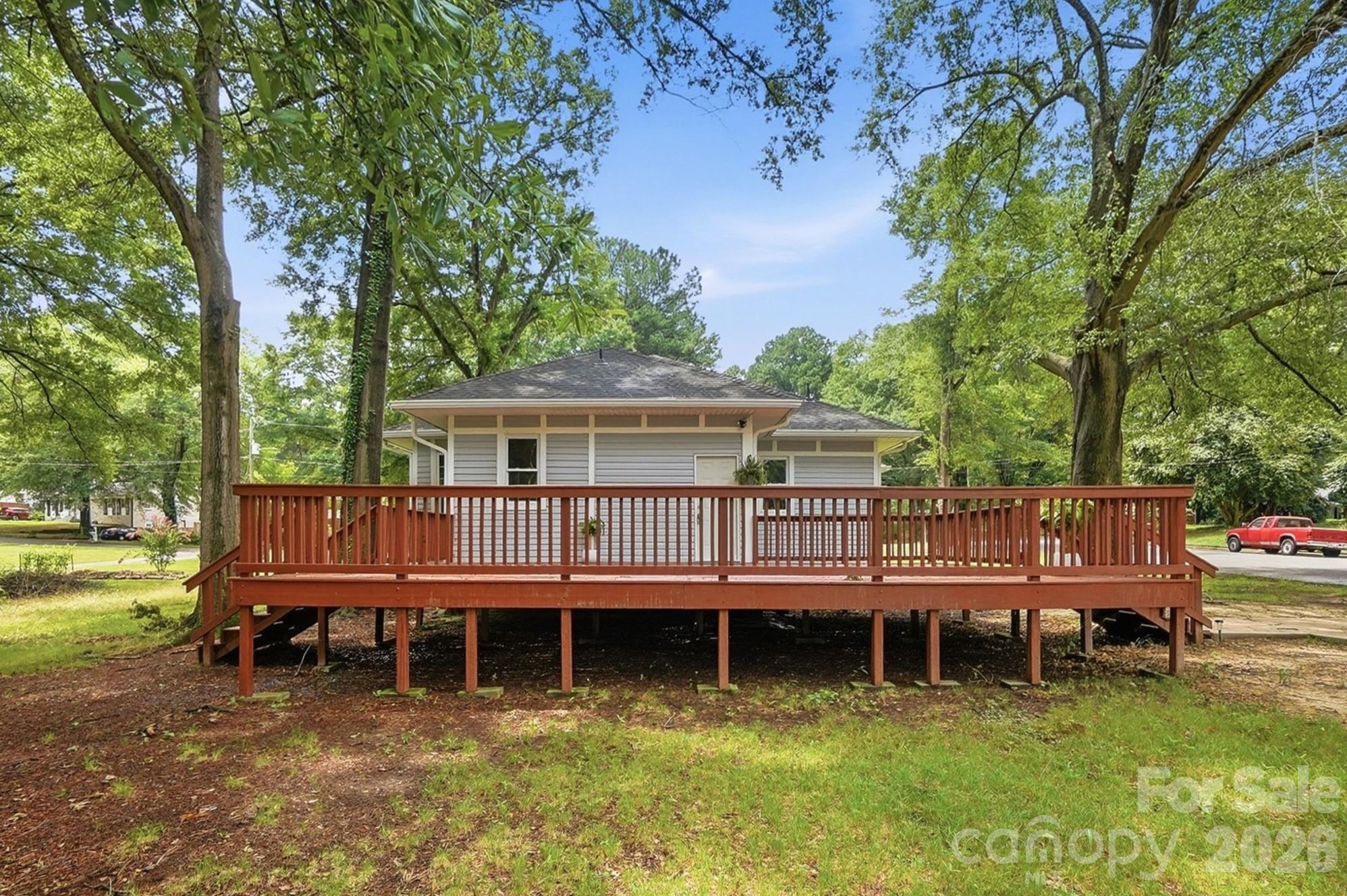 606 Townsend Avenue — Gastonia