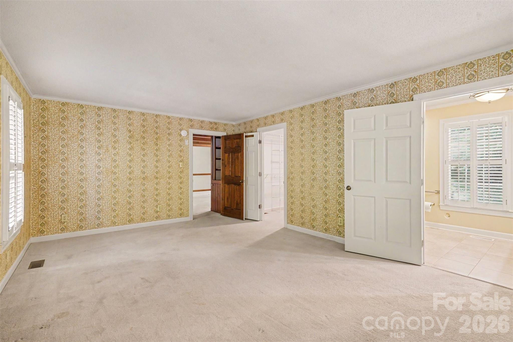 215 Chedworth Court — Concord