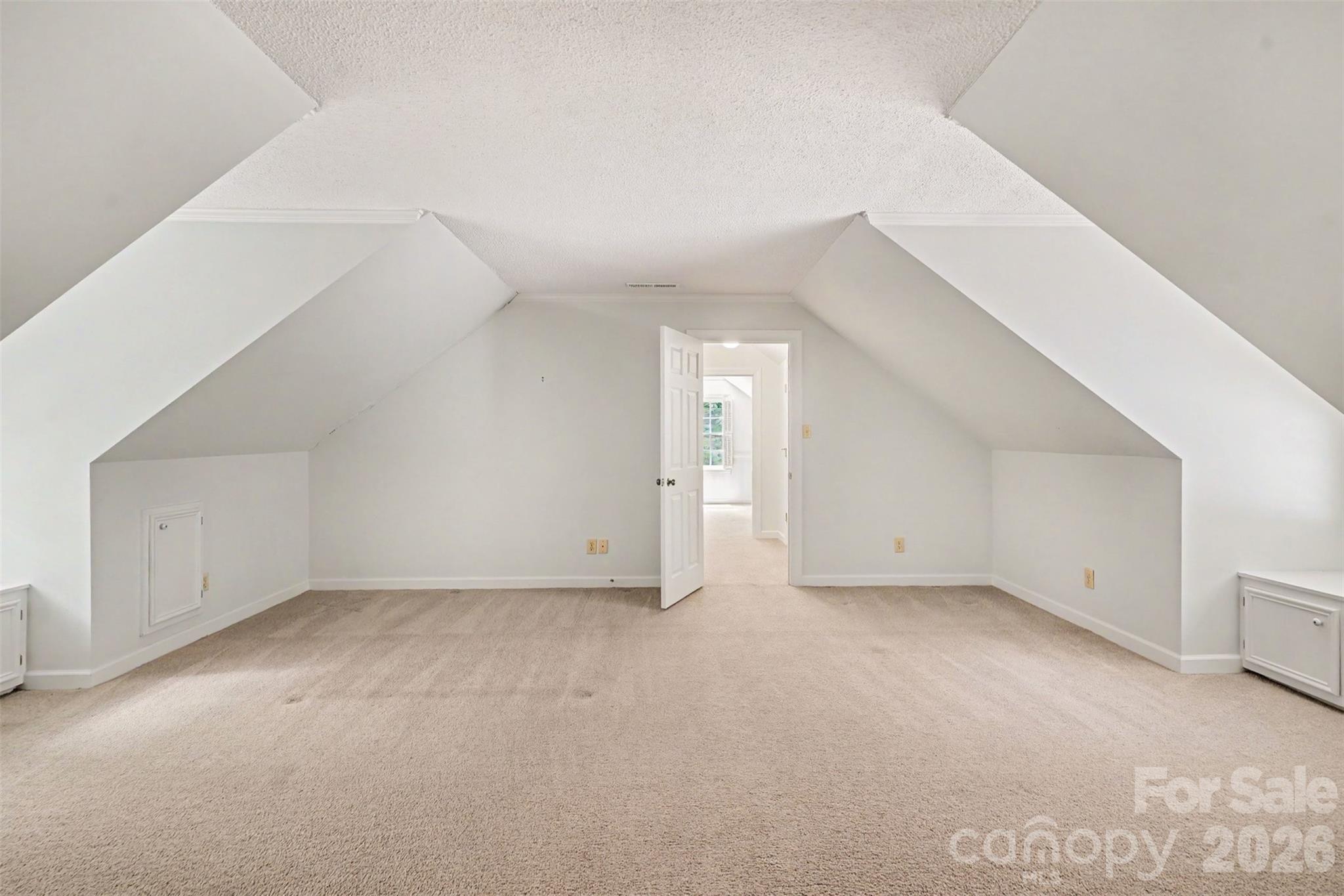 215 Chedworth Court — Concord