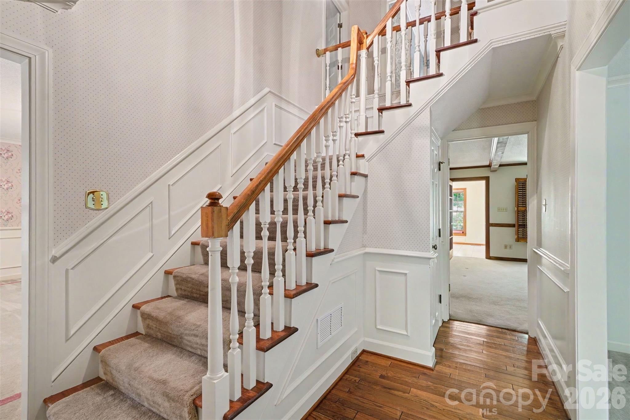 215 Chedworth Court — Concord