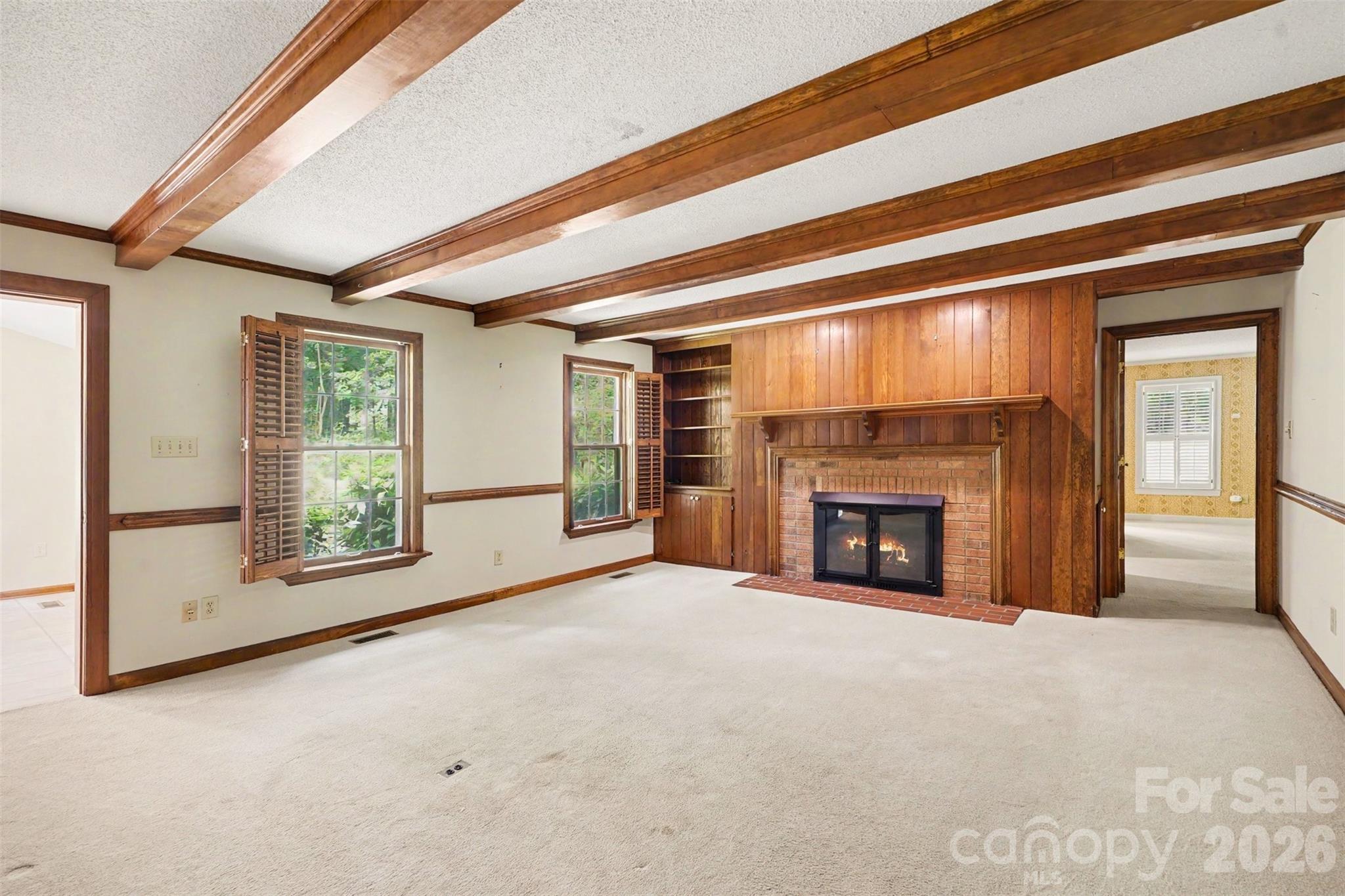 215 Chedworth Court — Concord