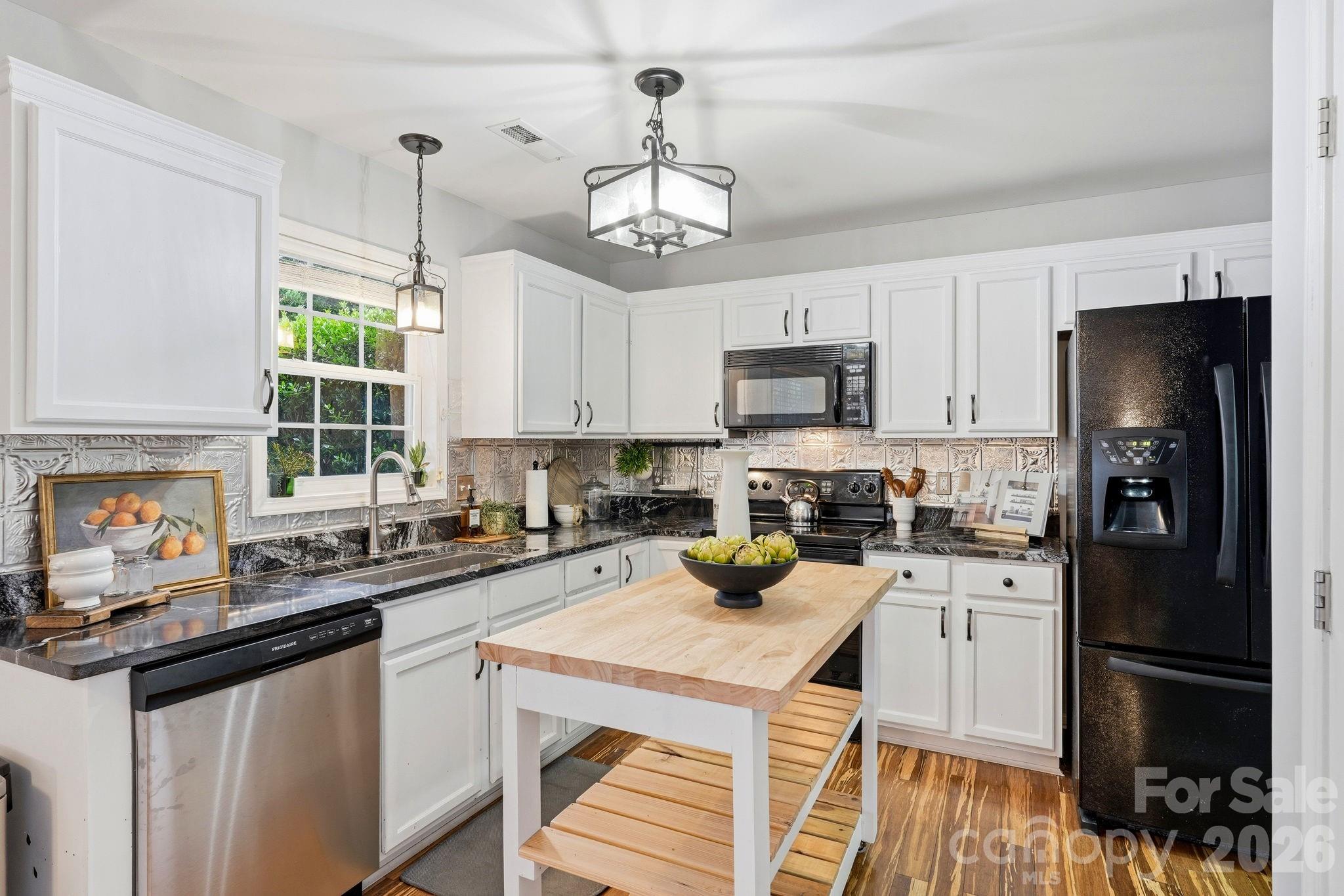 322 Sailway Road — Winston Salem