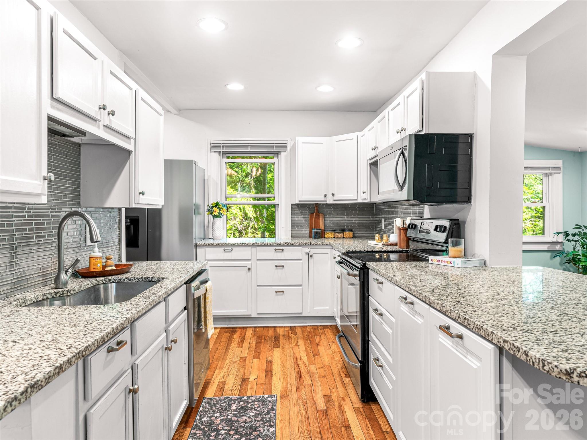 148 Sand Hill Road — Asheville