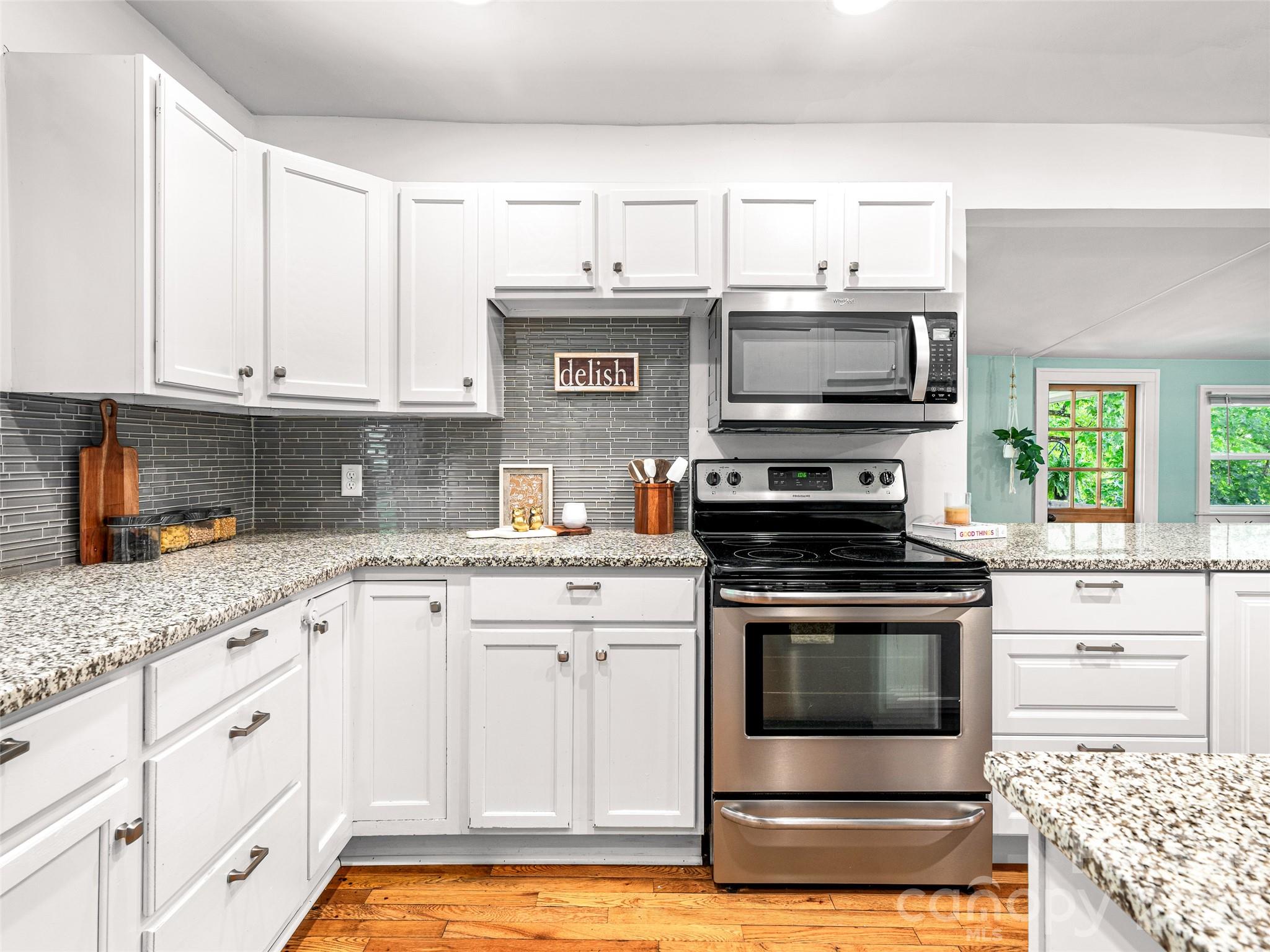 148 Sand Hill Road — Asheville