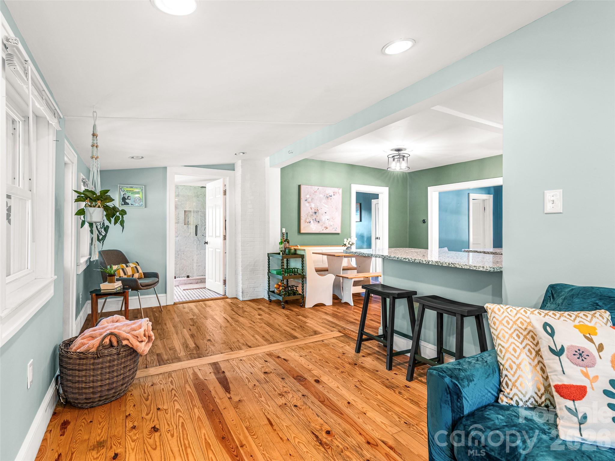 148 Sand Hill Road — Asheville