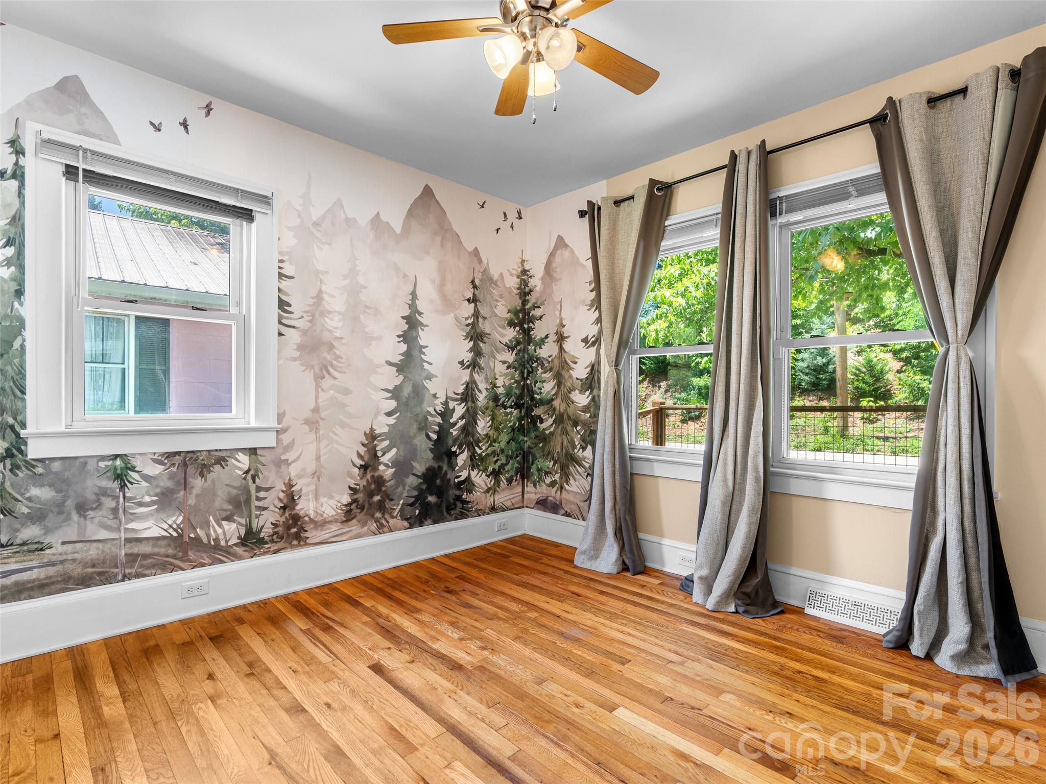 148 Sand Hill Road — Asheville