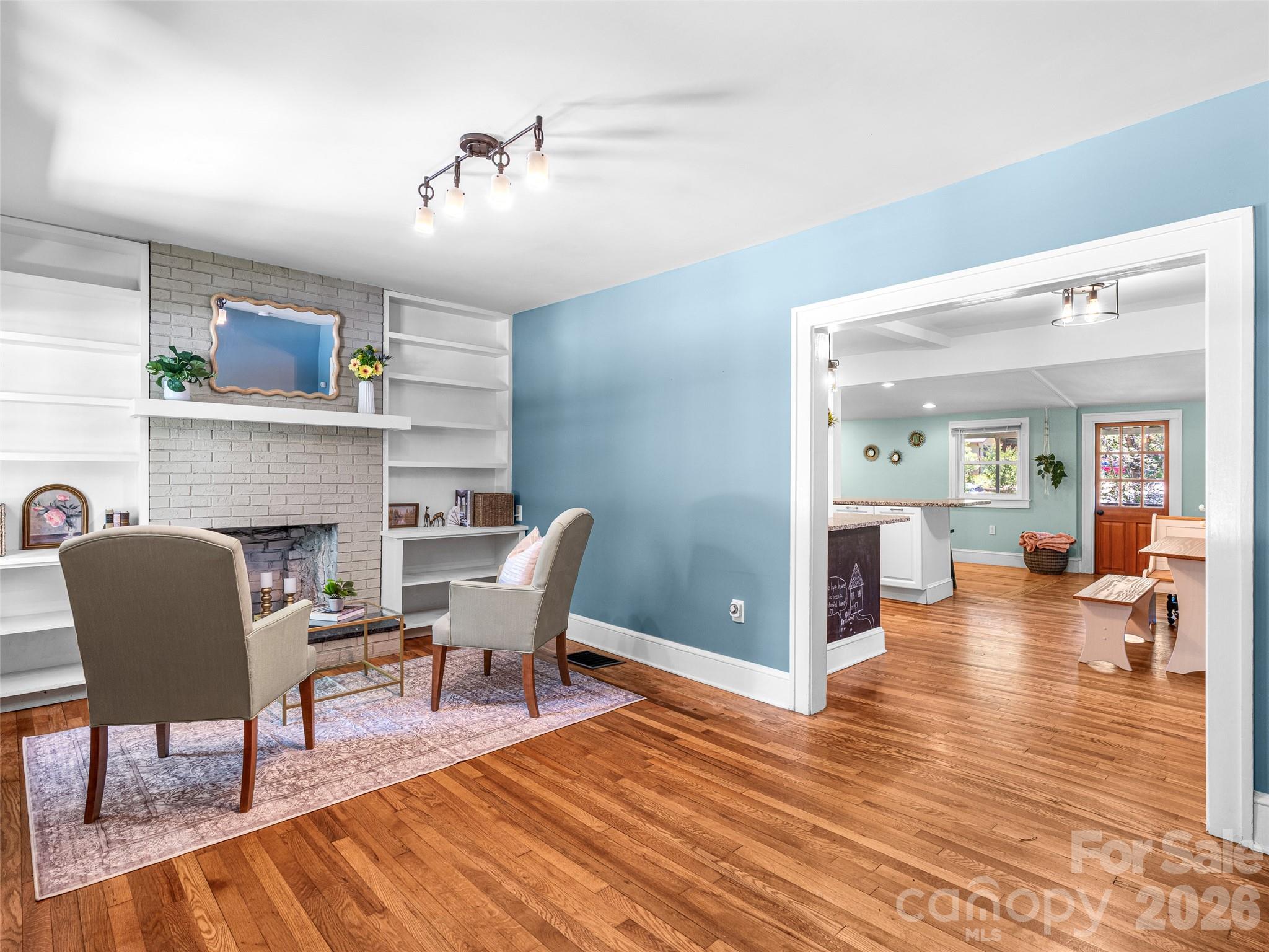 148 Sand Hill Road — Asheville