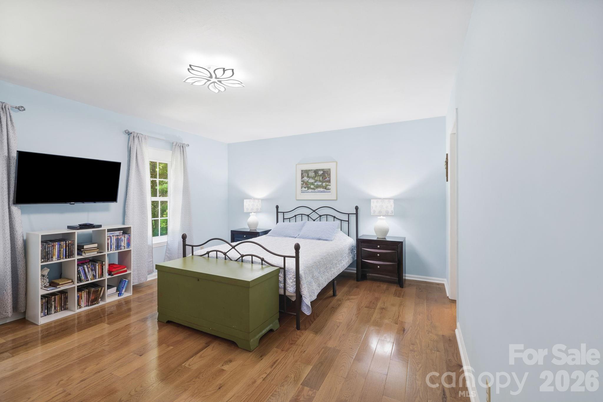 209 Mint Way — Flat Rock