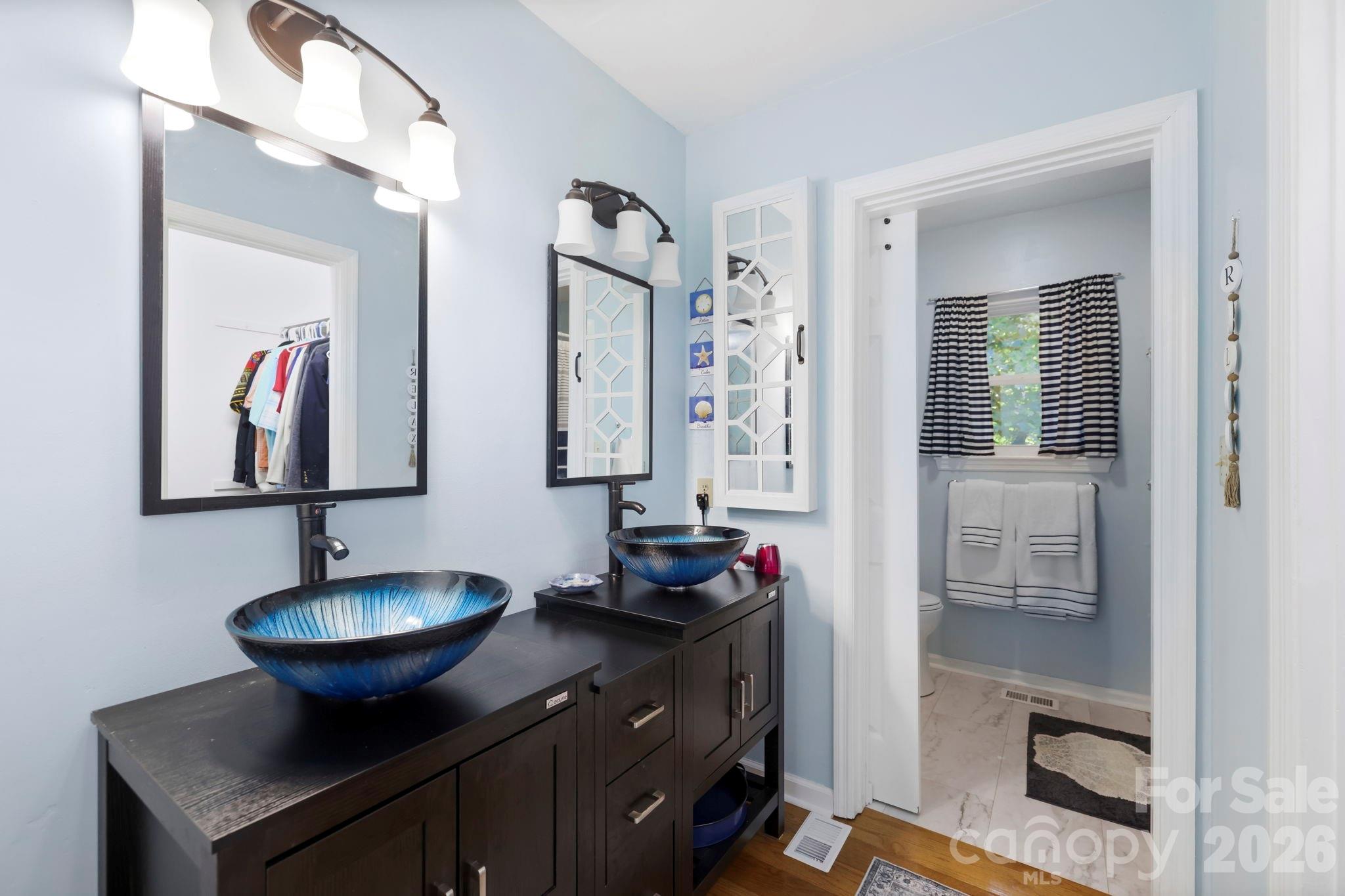 209 Mint Way — Flat Rock