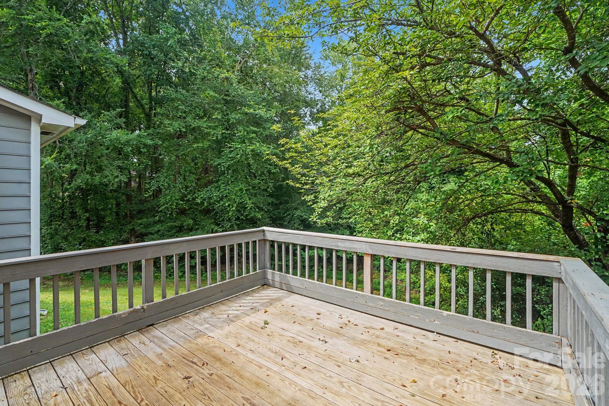 10826 Hunters Trace Court — Charlotte