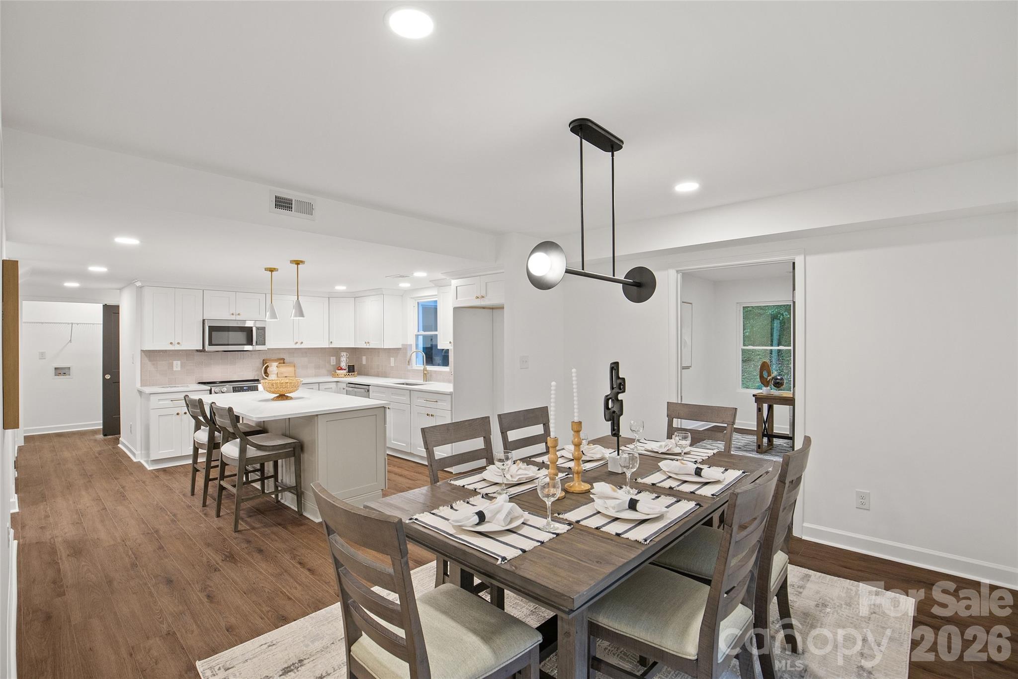 700 Tadlock Place — Matthews