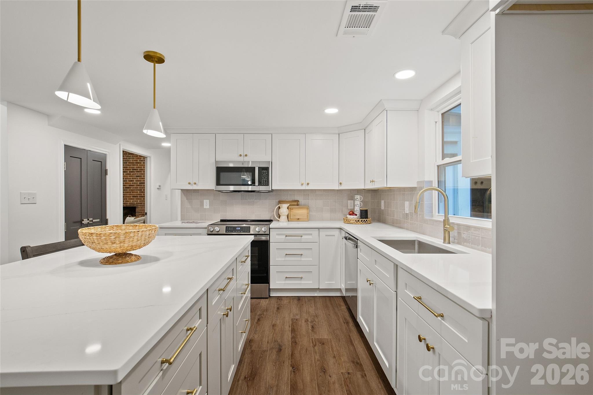 700 Tadlock Place — Matthews