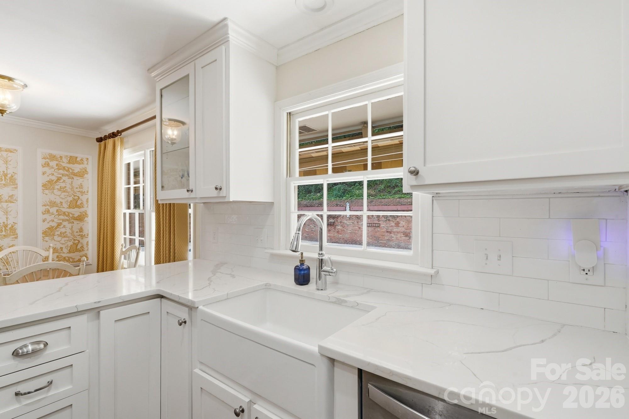 185 Hillcrest Avenue SE — Concord