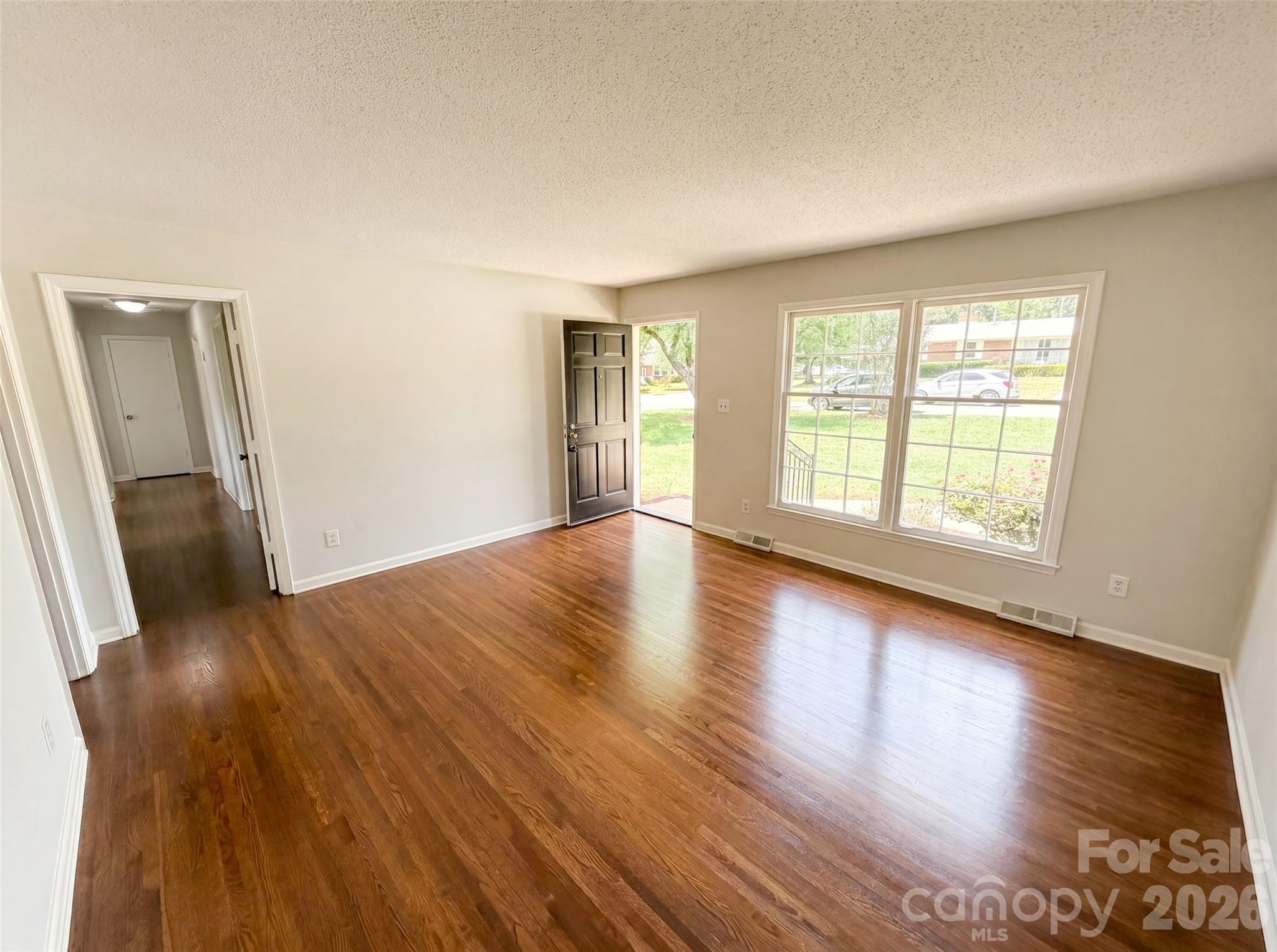 2039 Artwood Lane — Charlotte