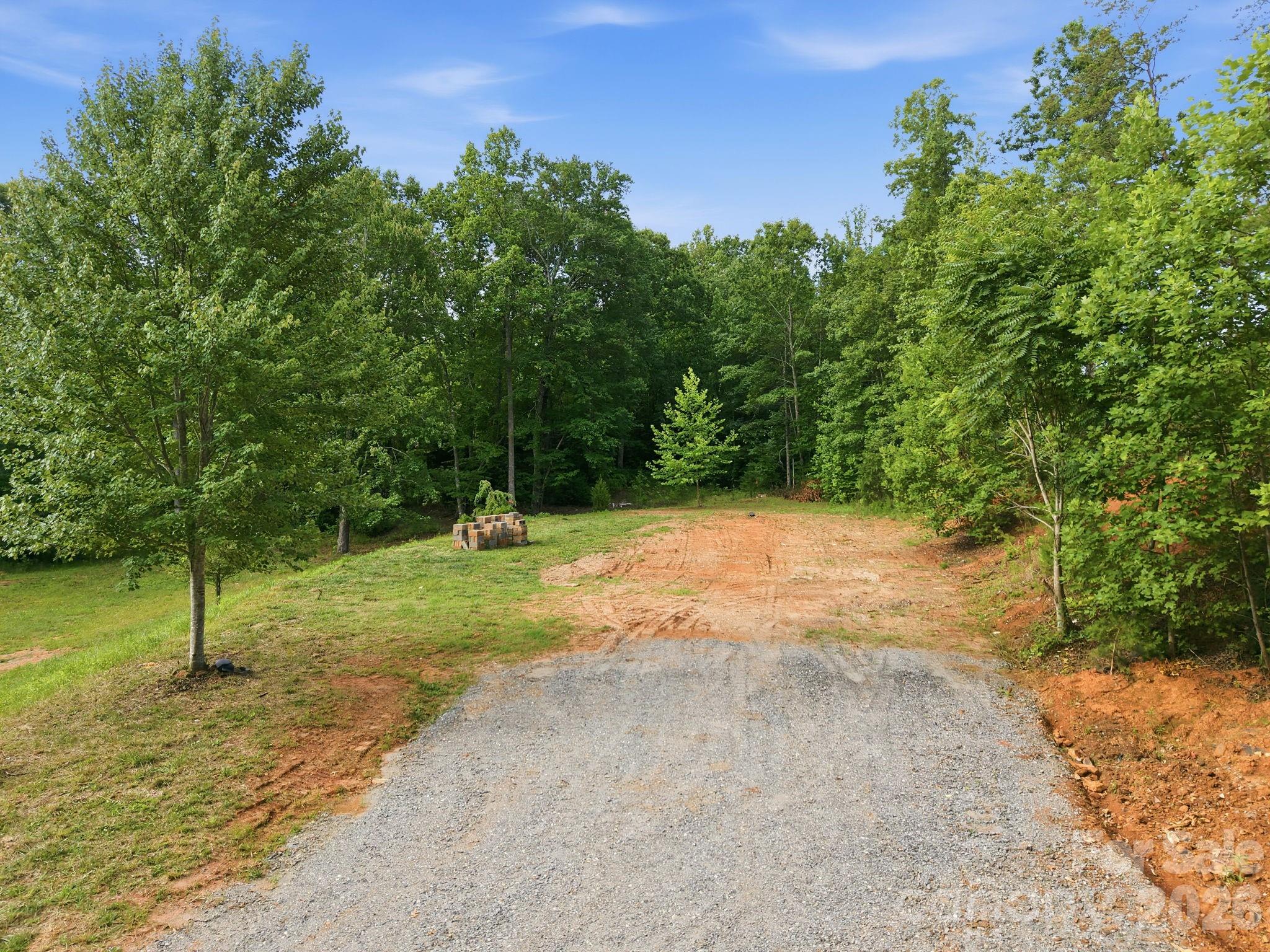 187 Wheeler Drive — Nebo