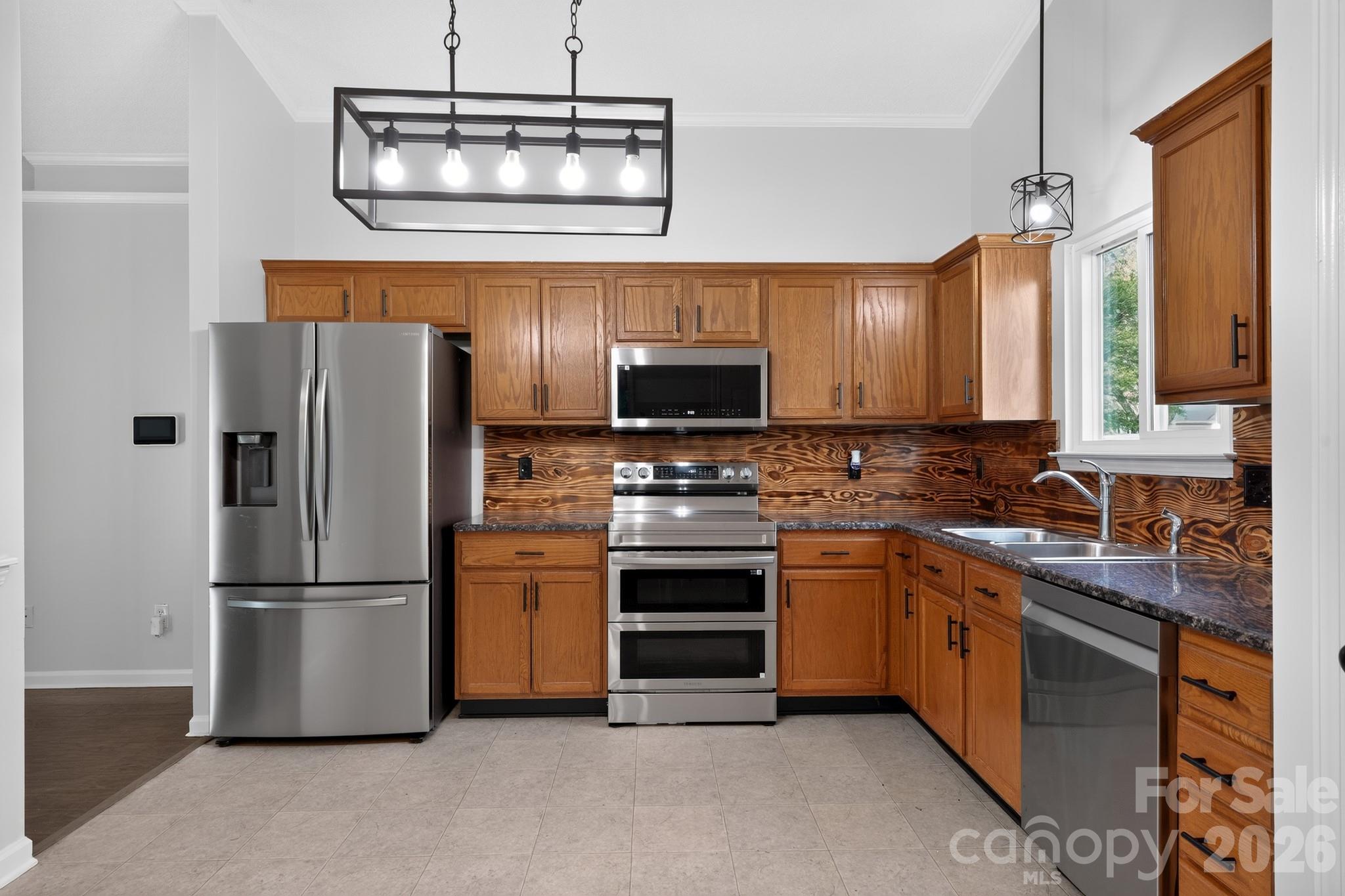 4883 Renfrew Drive — Concord