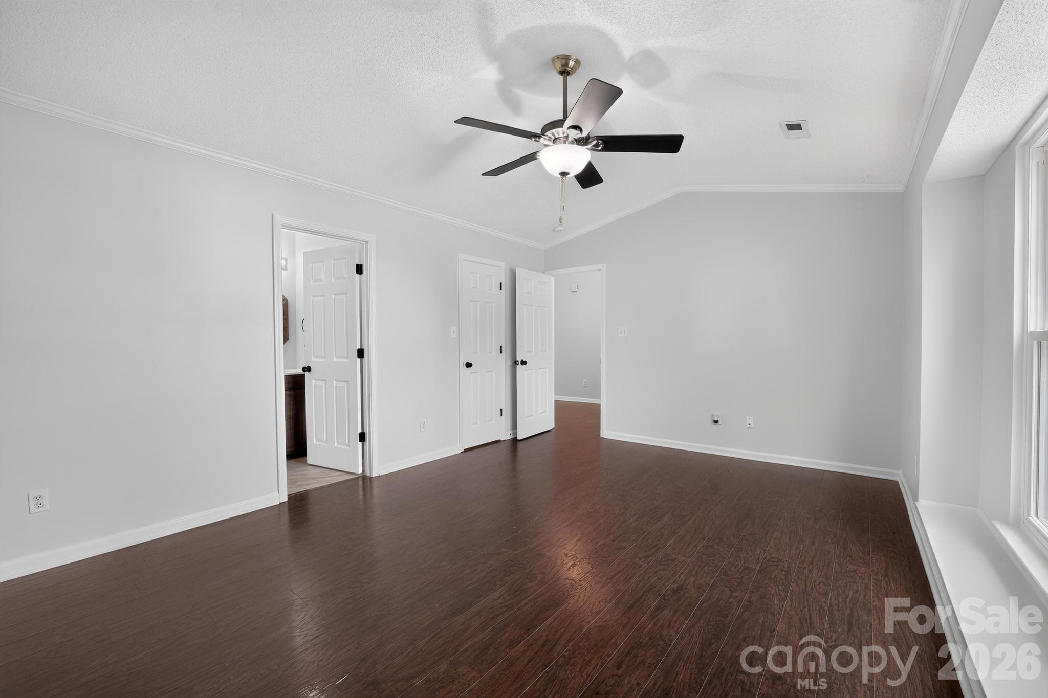 4883 Renfrew Drive — Concord