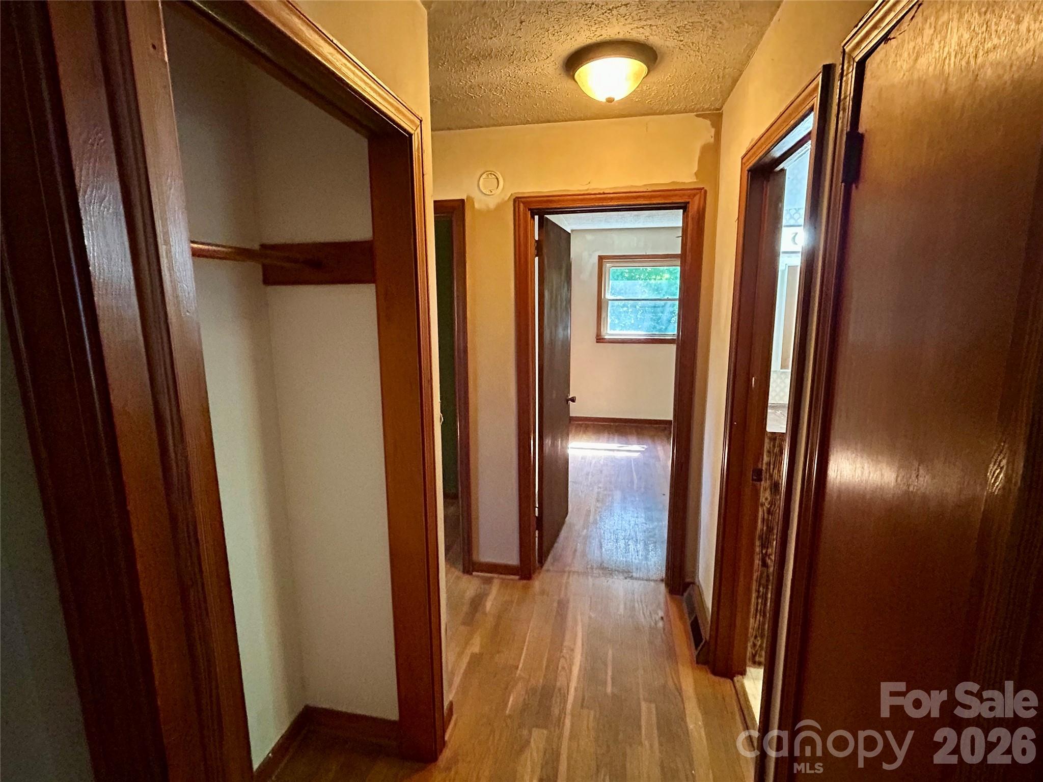 169 Double Island Road — Burnsville