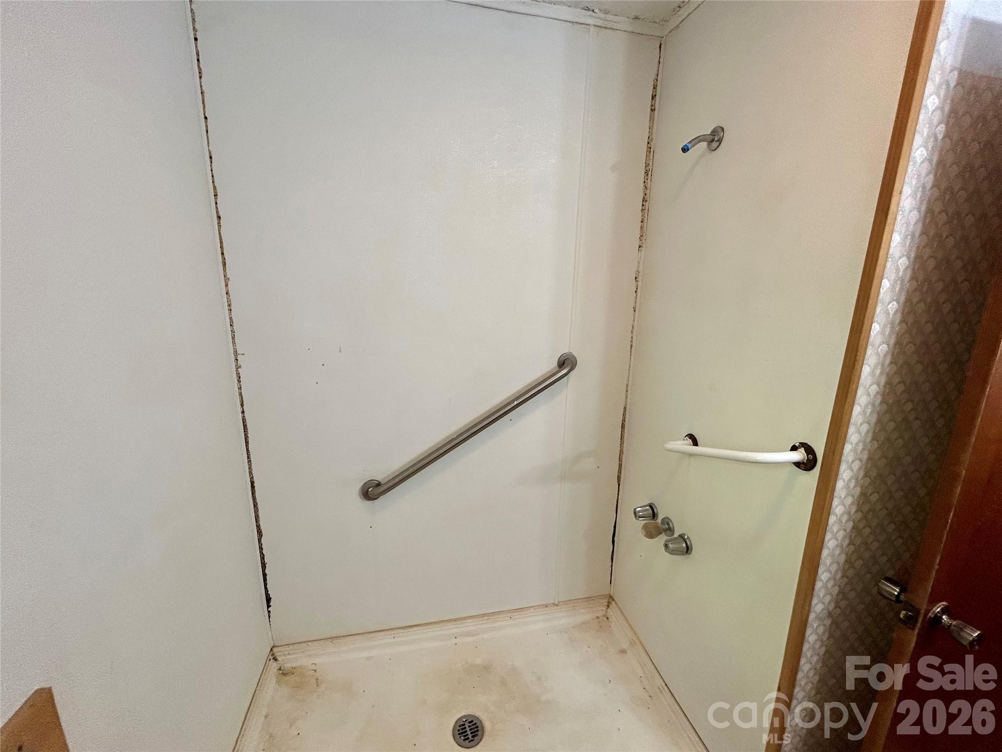 169 Double Island Road — Burnsville