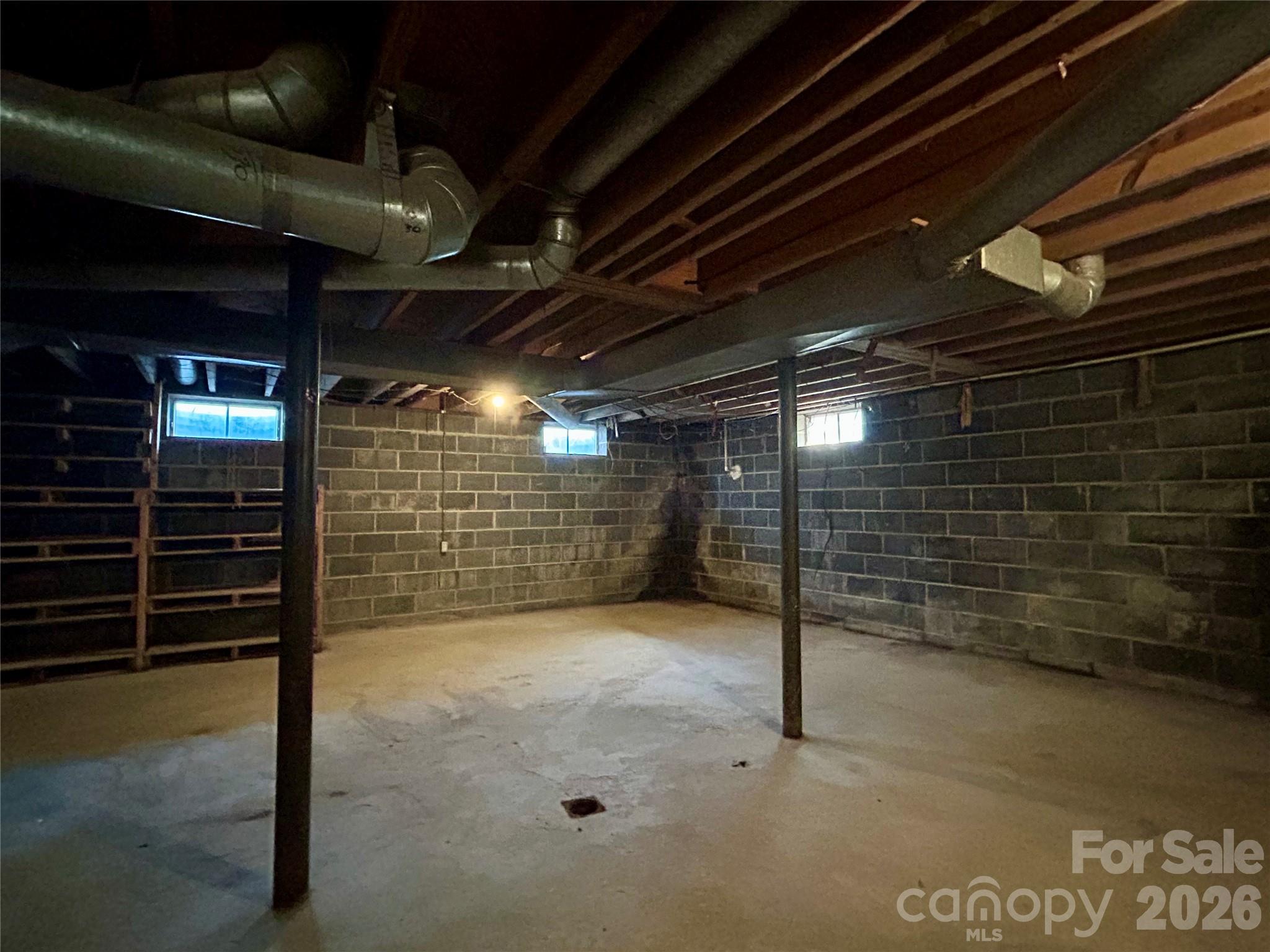 169 Double Island Road — Burnsville