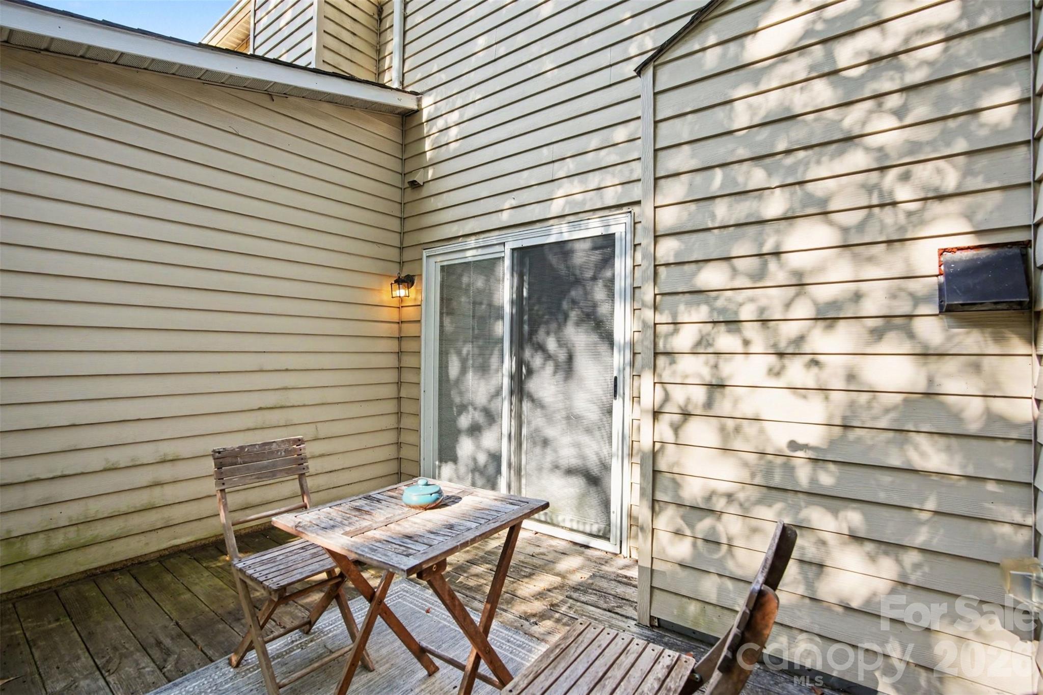 1535 South Point Road — Belmont