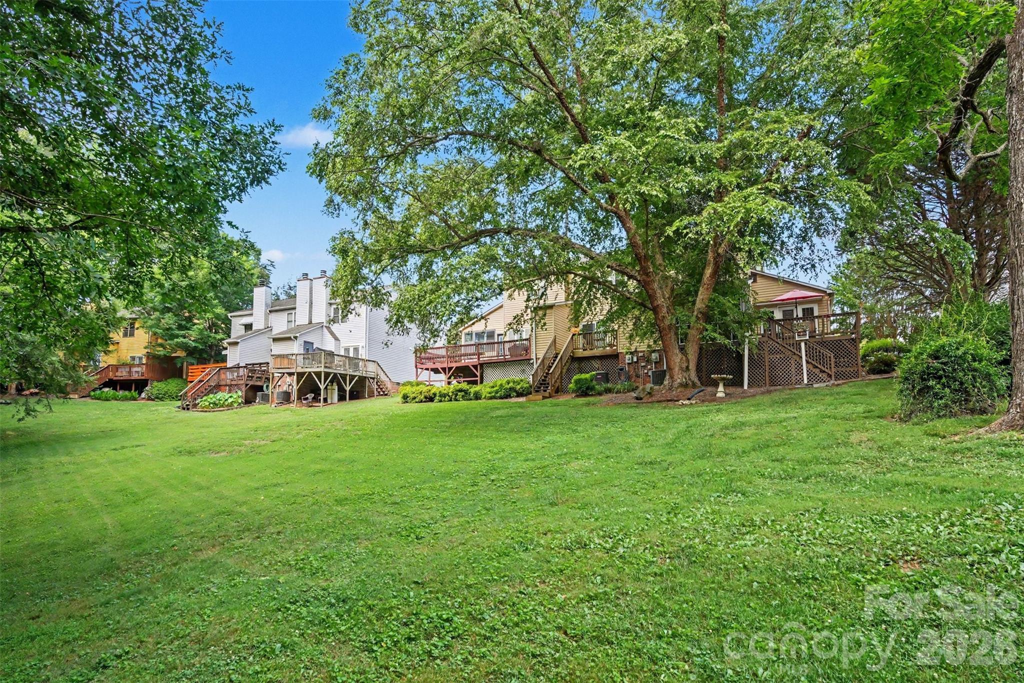 1535 South Point Road — Belmont