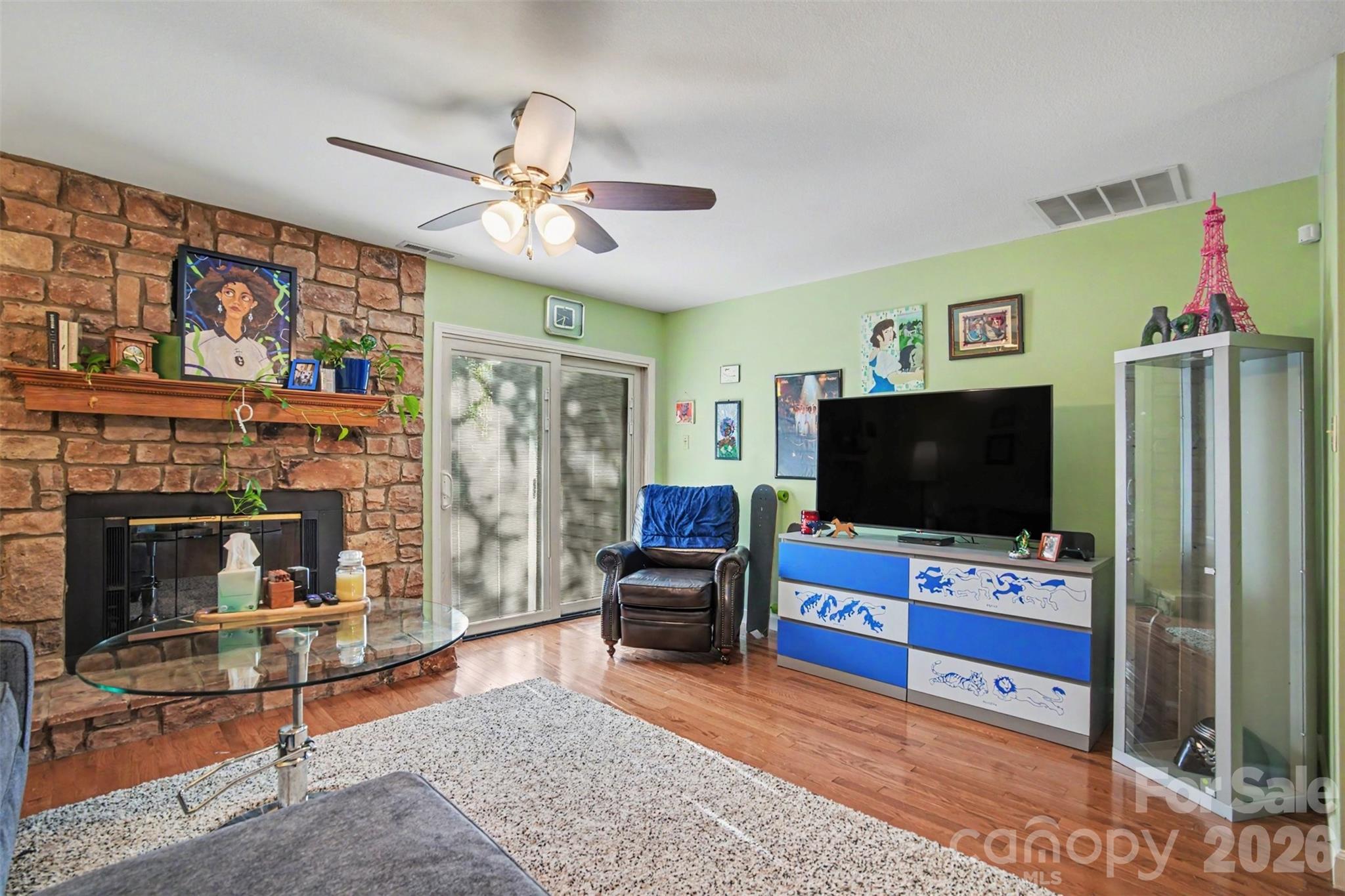 1535 South Point Road — Belmont