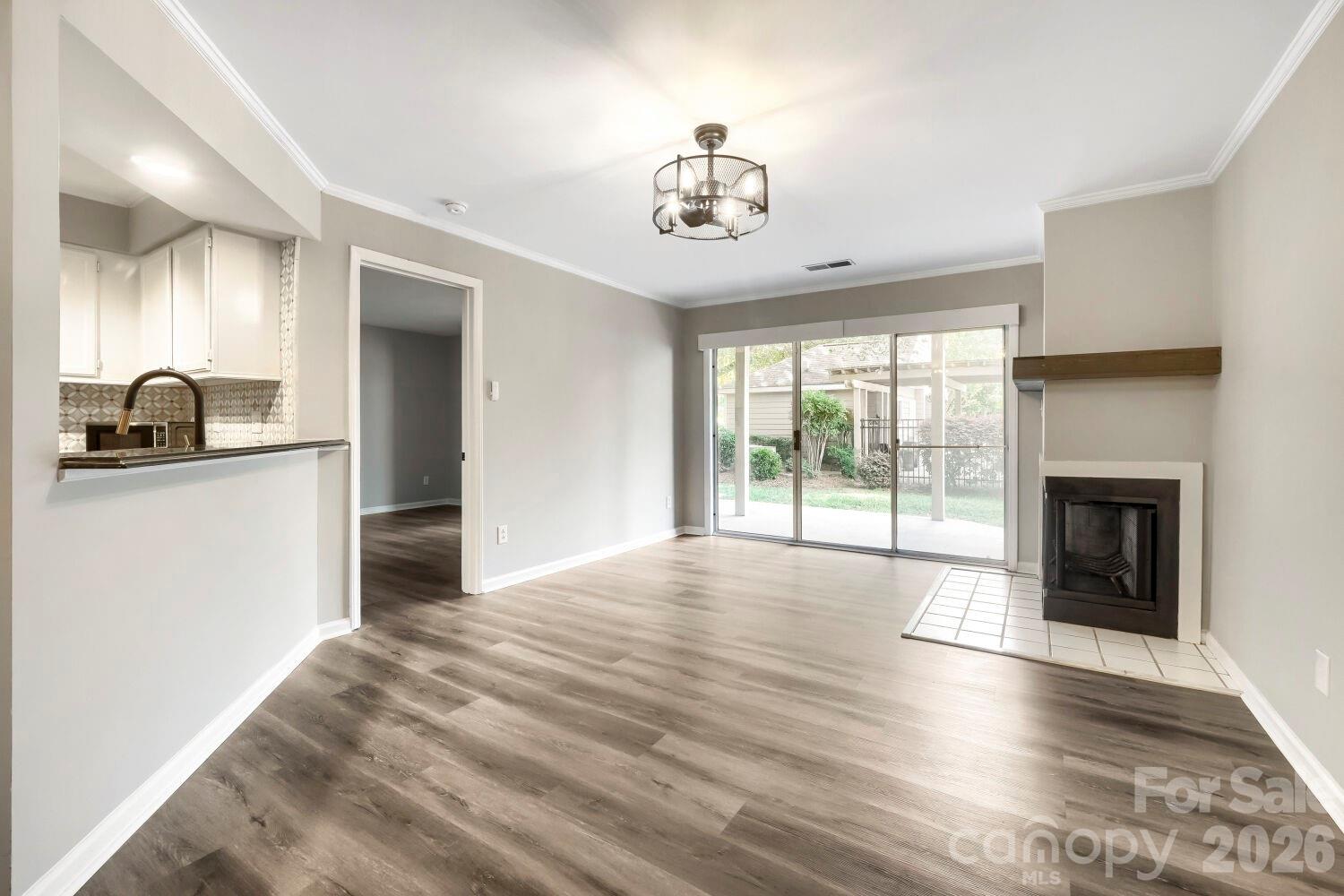 2520 Stradbrook Drive — Charlotte