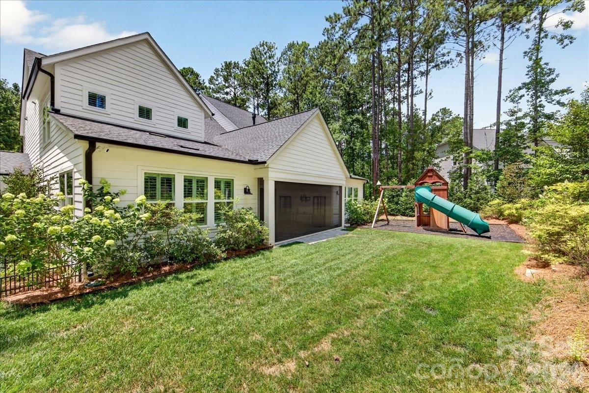 3142 Sherman Drive — Lancaster