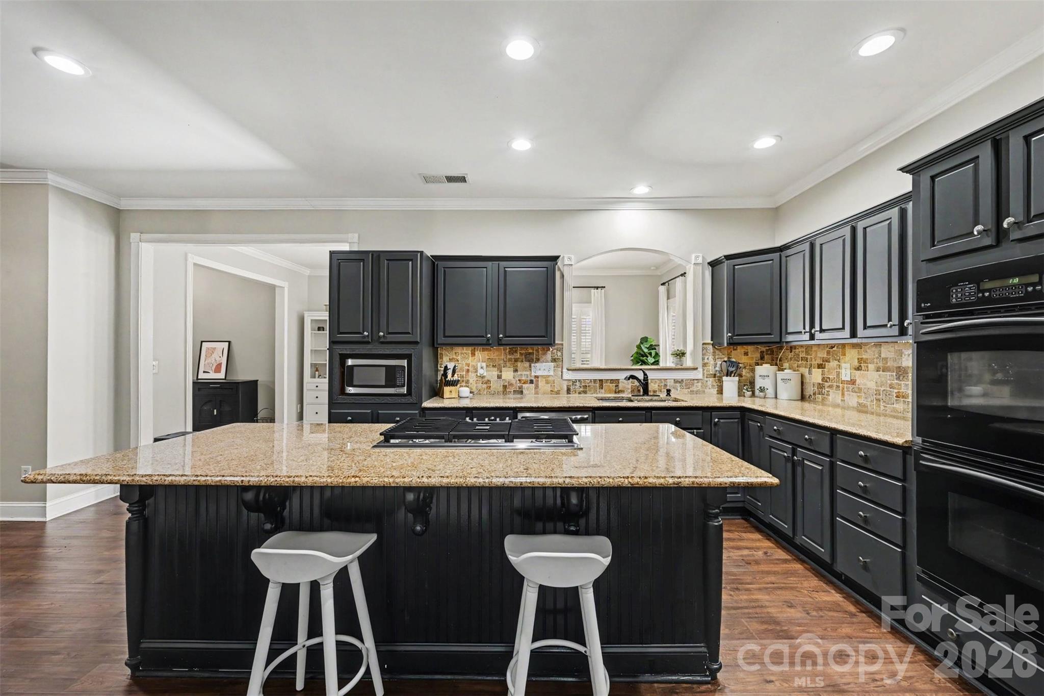 2442 Smith Cove Road — Denver
