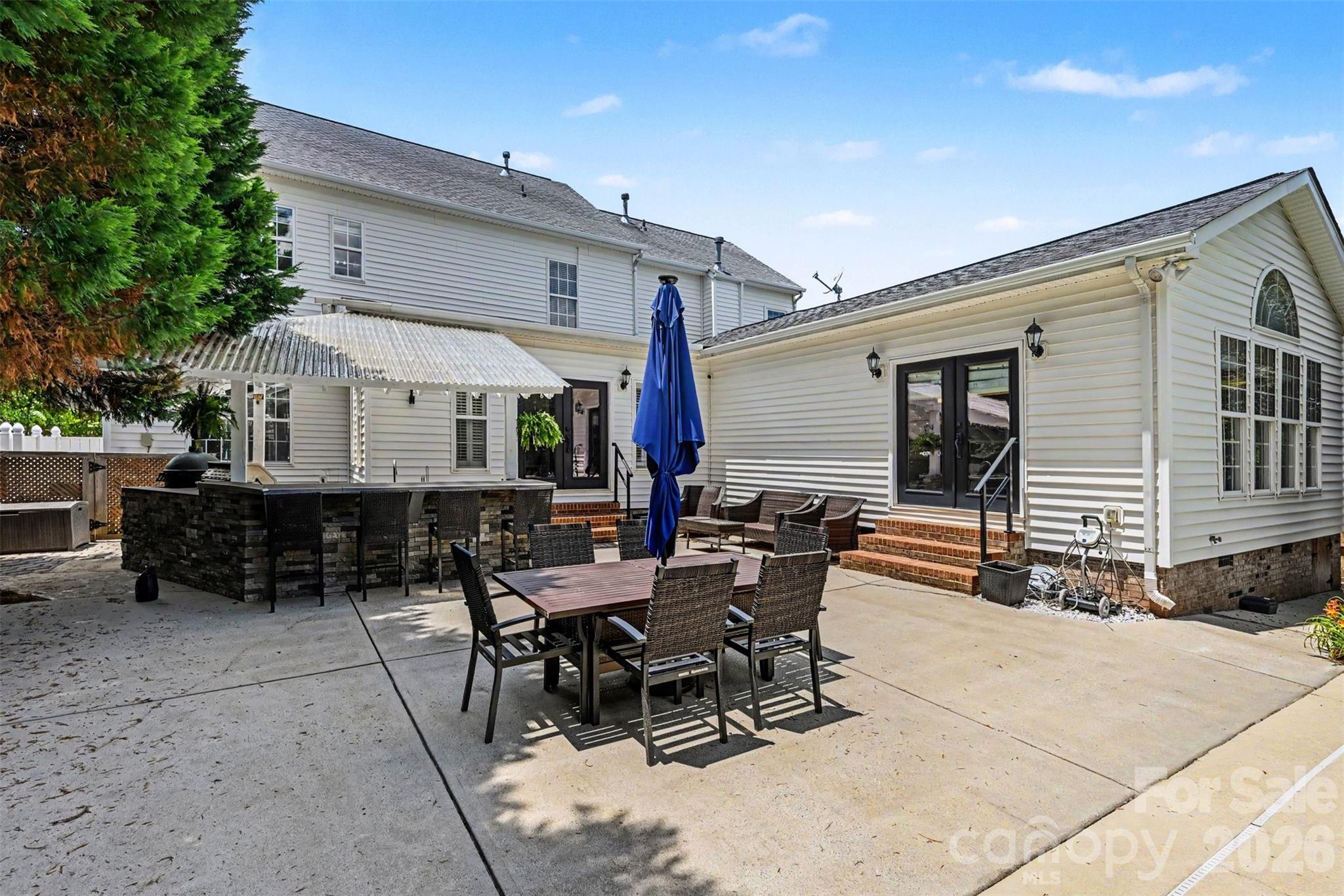 2442 Smith Cove Road — Denver