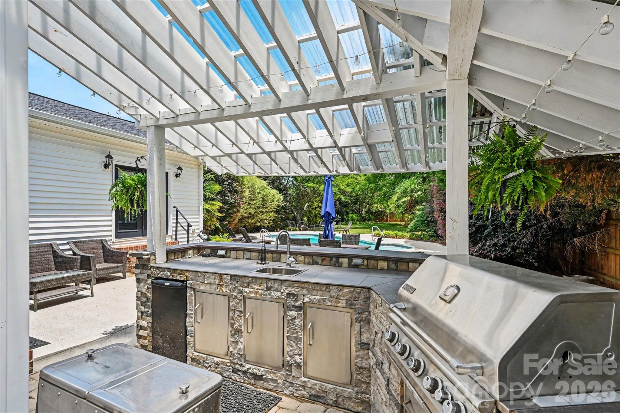 2442 Smith Cove Road — Denver