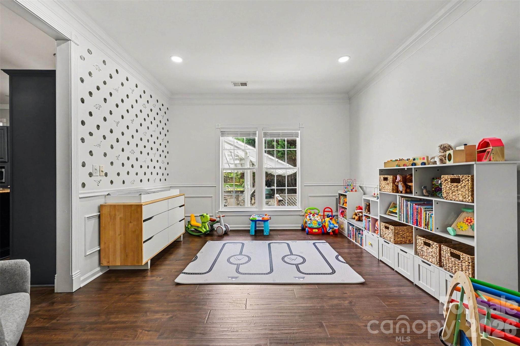 2442 Smith Cove Road — Denver