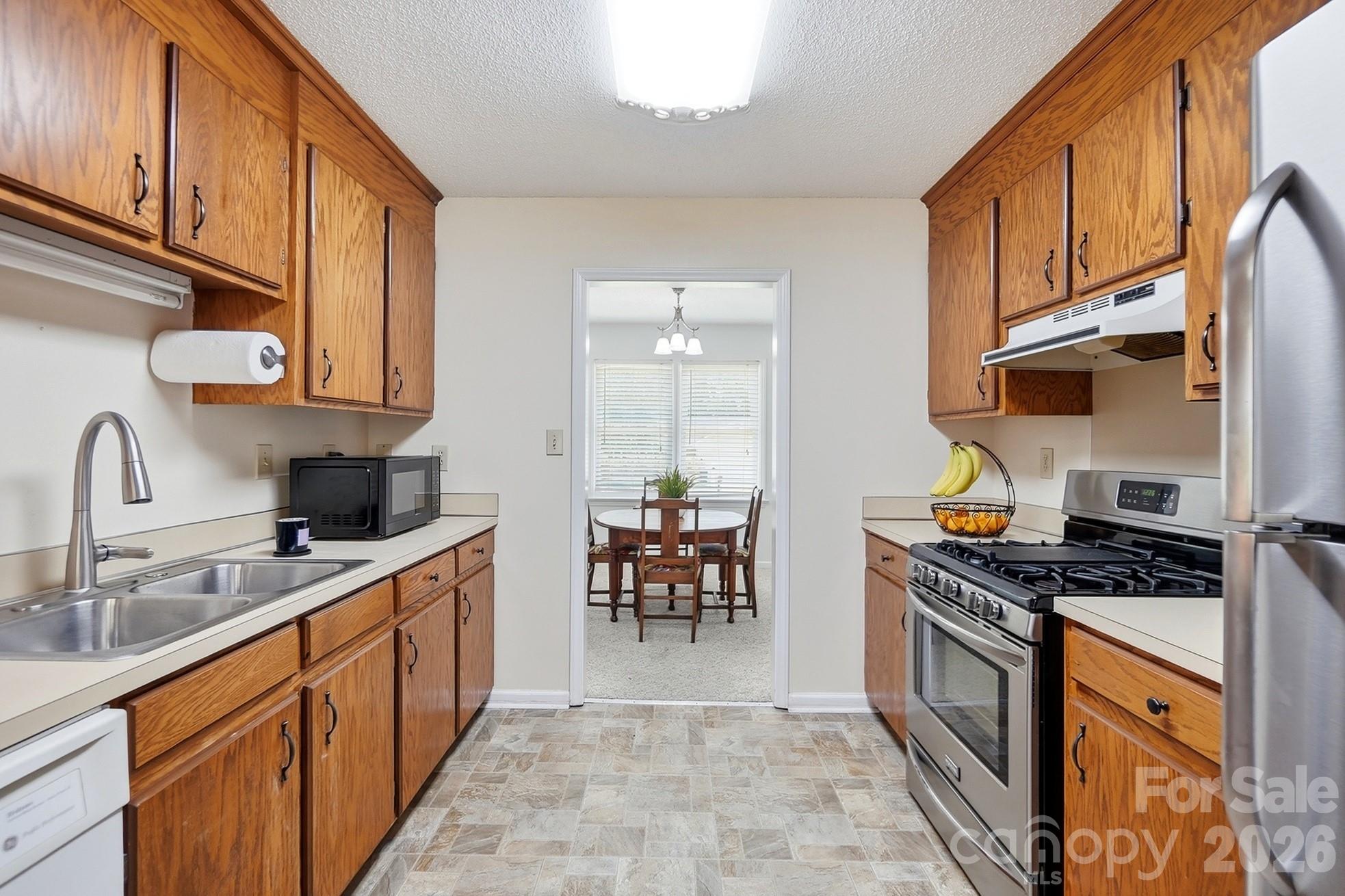 3626 Farm Lake Drive SW — Concord