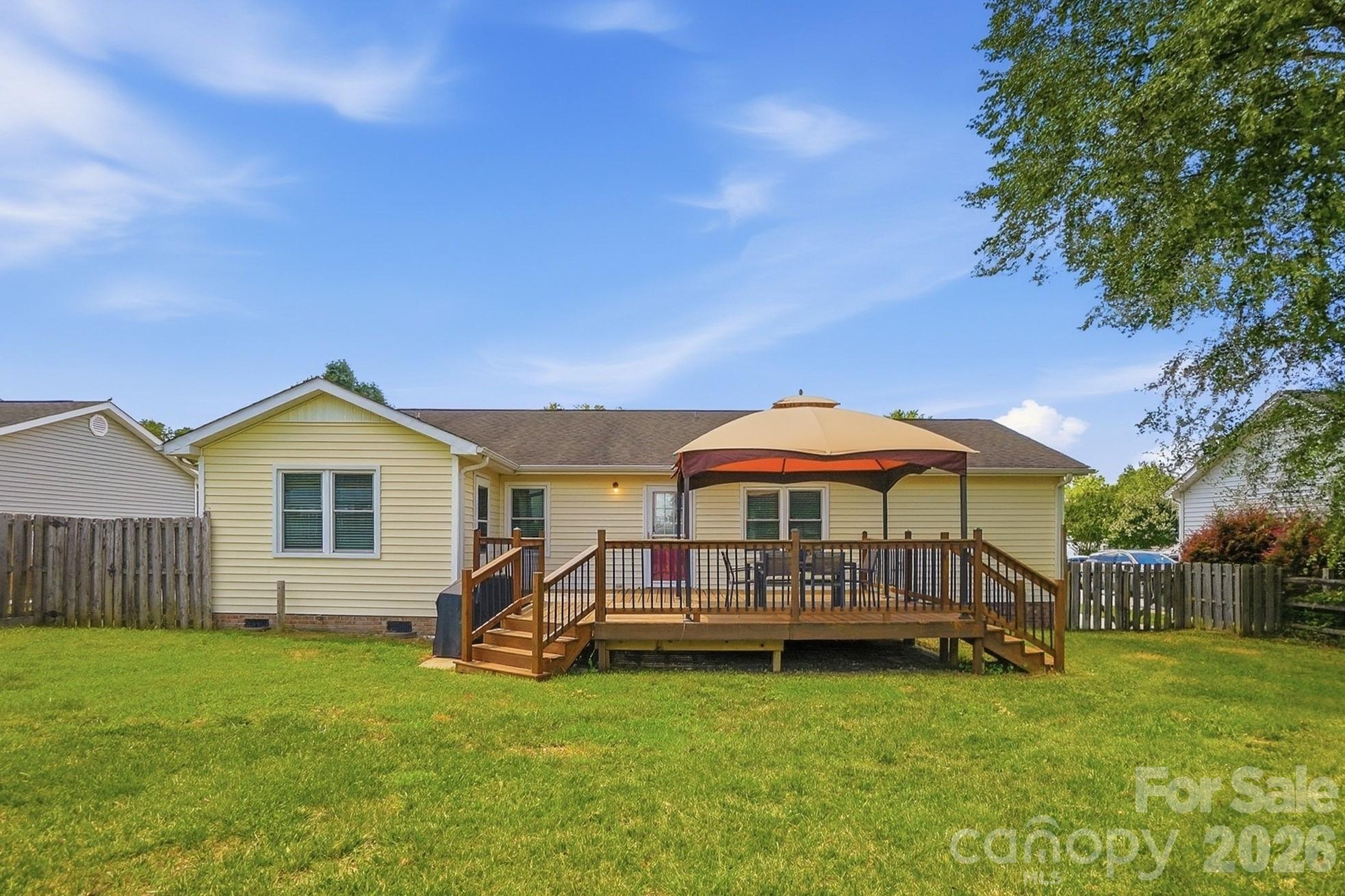 3626 Farm Lake Drive SW — Concord