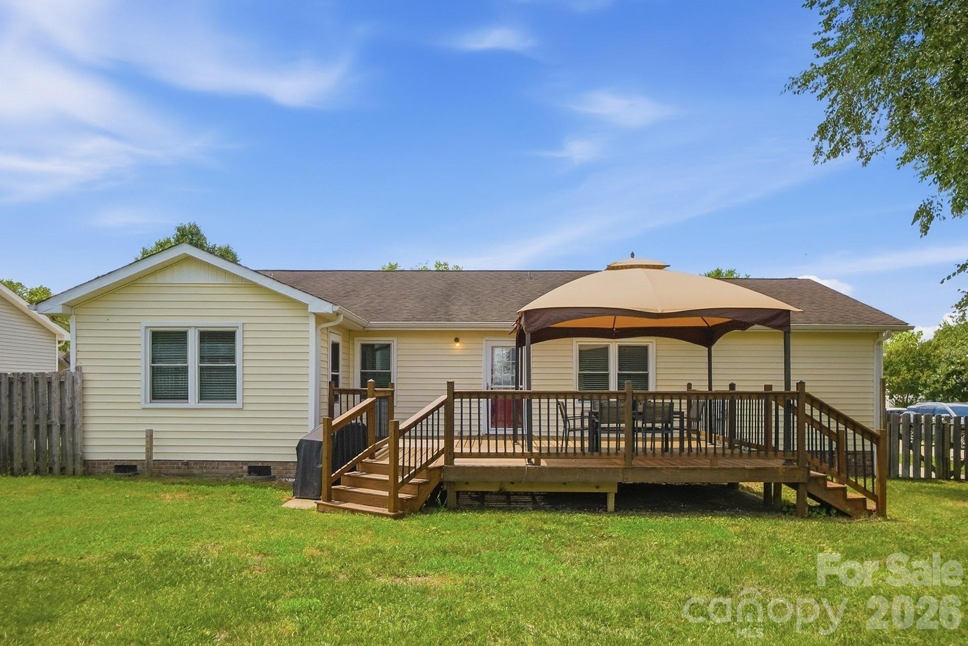 3626 Farm Lake Drive SW — Concord