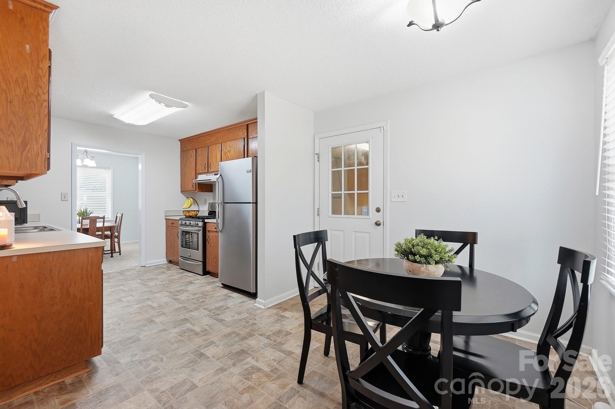 3626 Farm Lake Drive SW — Concord