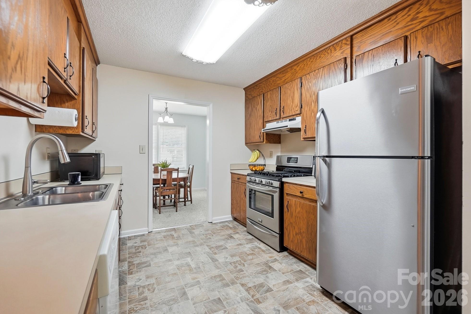 3626 Farm Lake Drive SW — Concord
