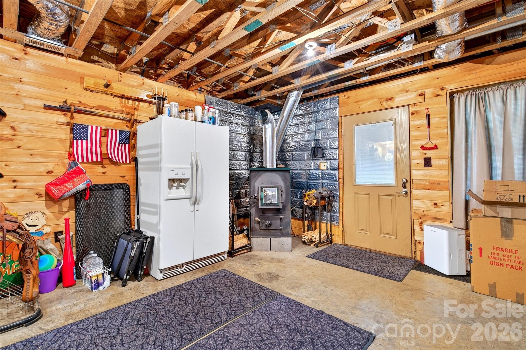 664 Paxton Creek Road — Marion