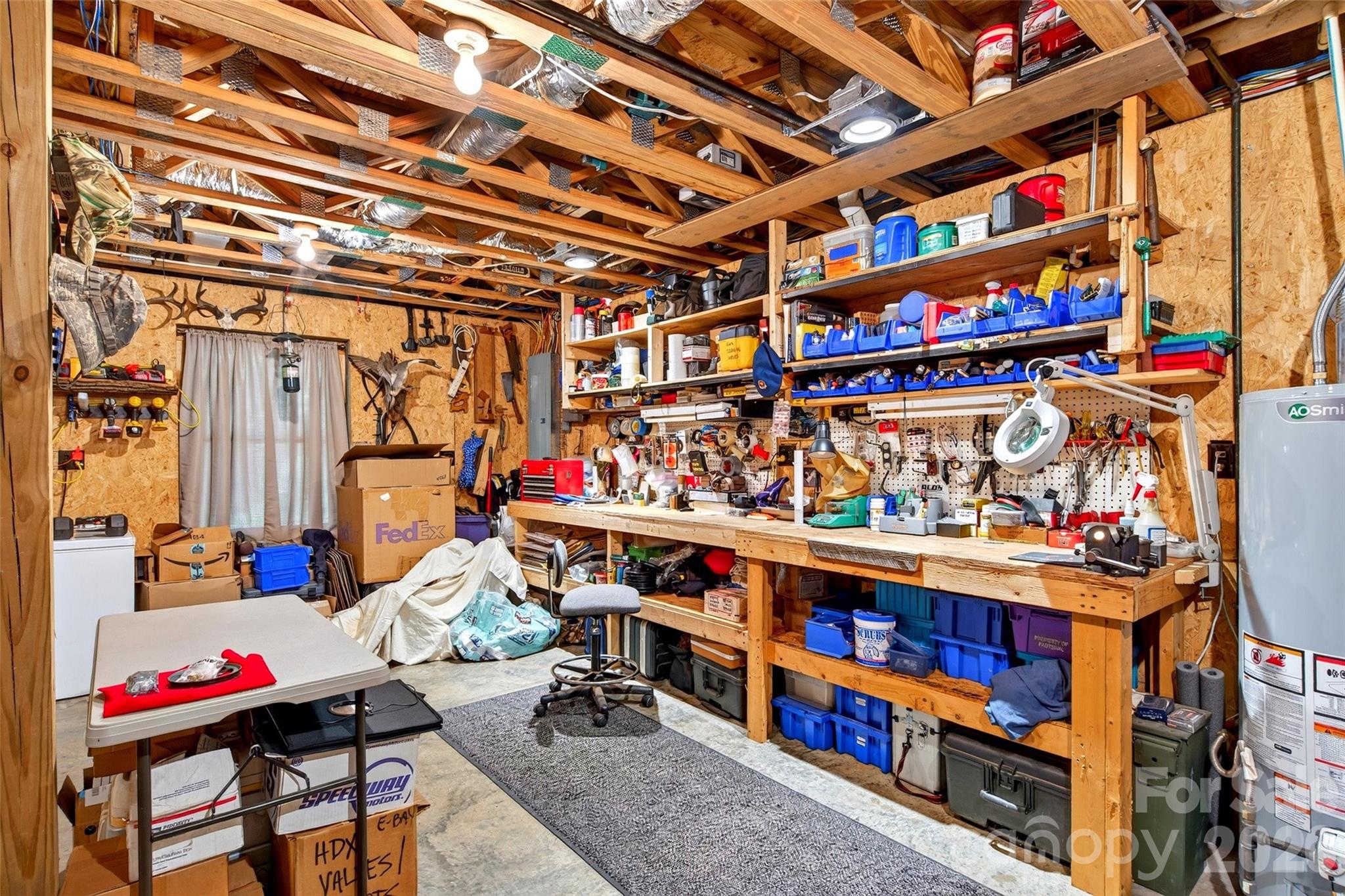 664 Paxton Creek Road — Marion