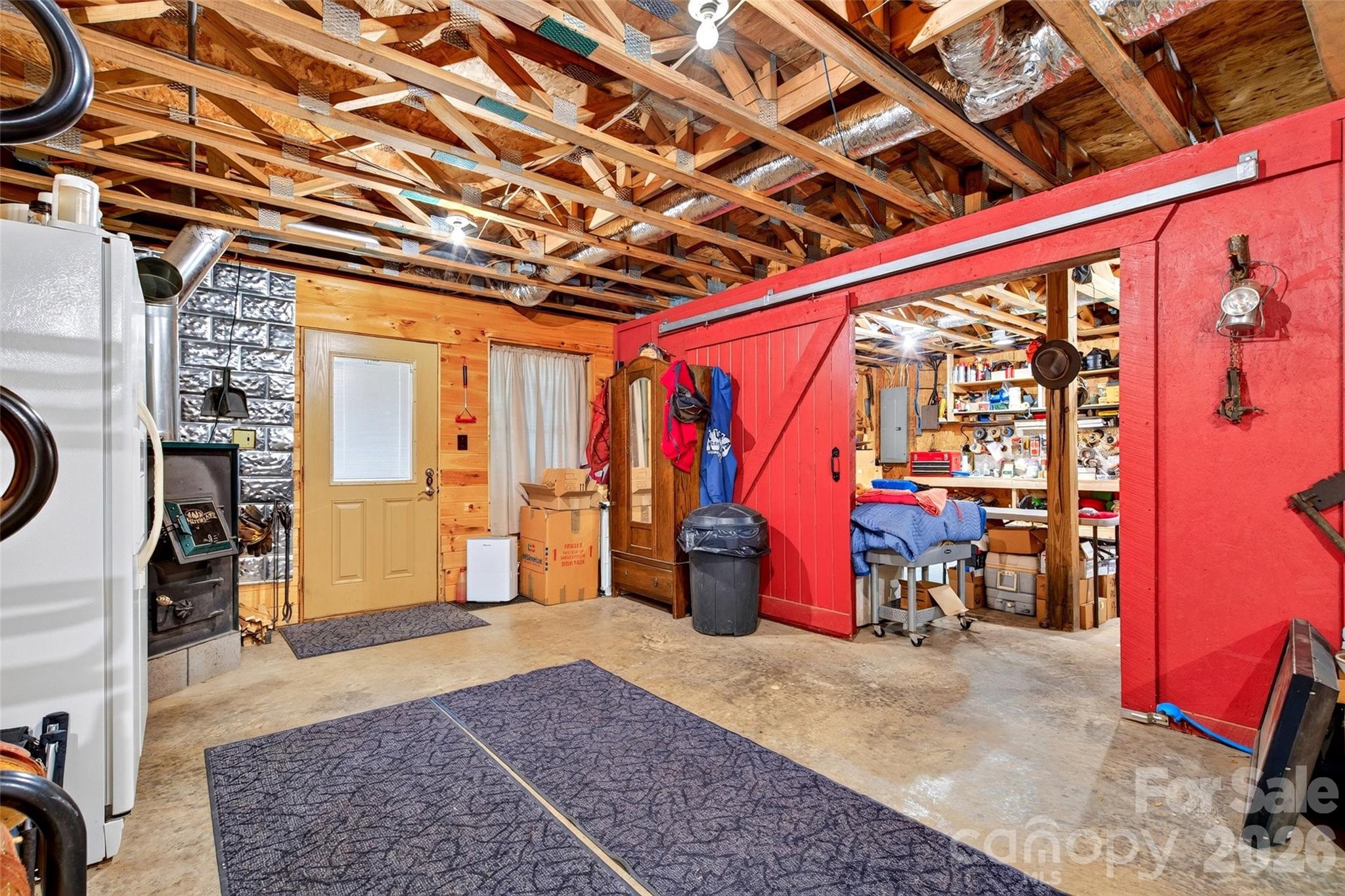 664 Paxton Creek Road — Marion