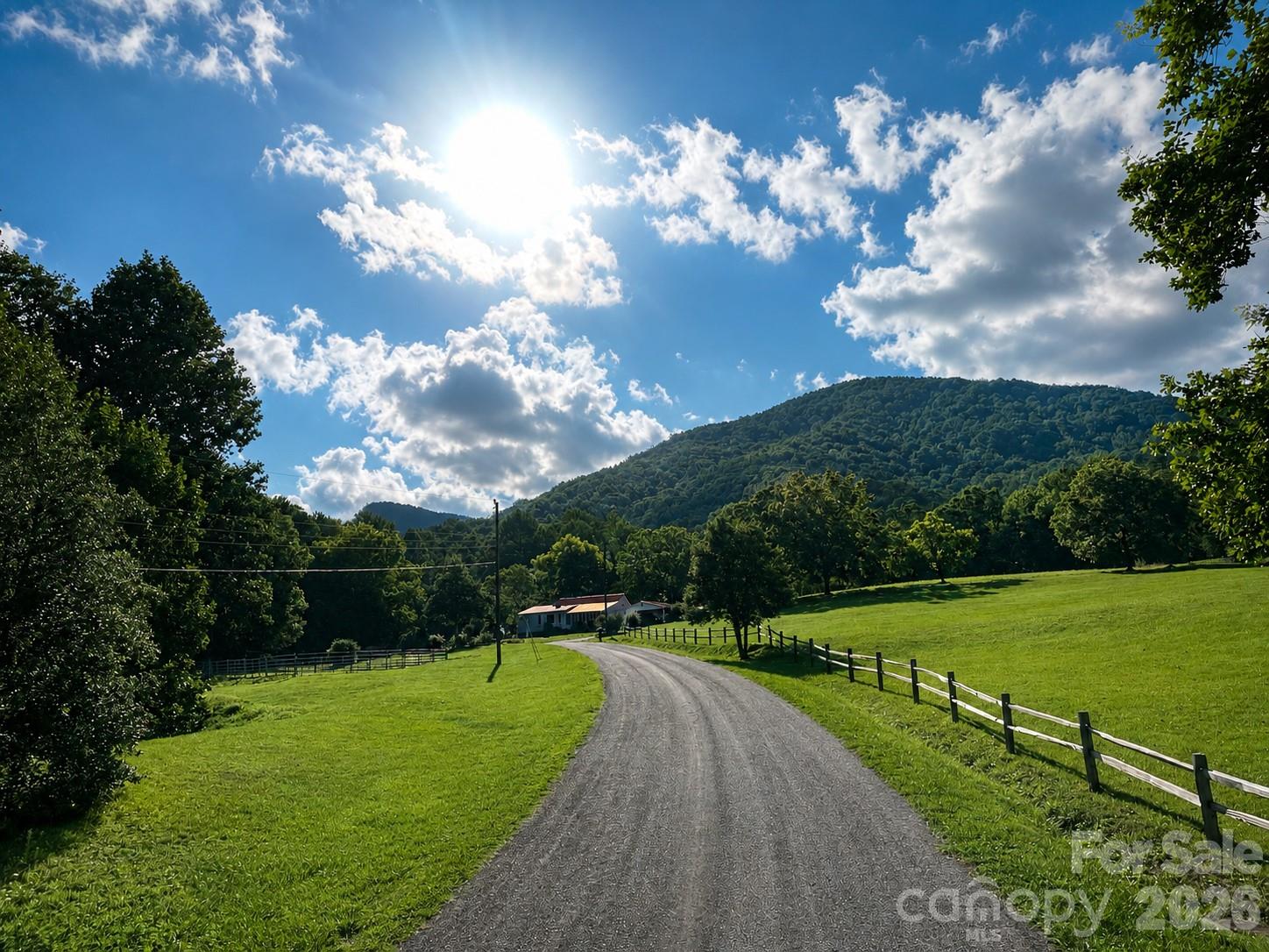 664 Paxton Creek Road — Marion