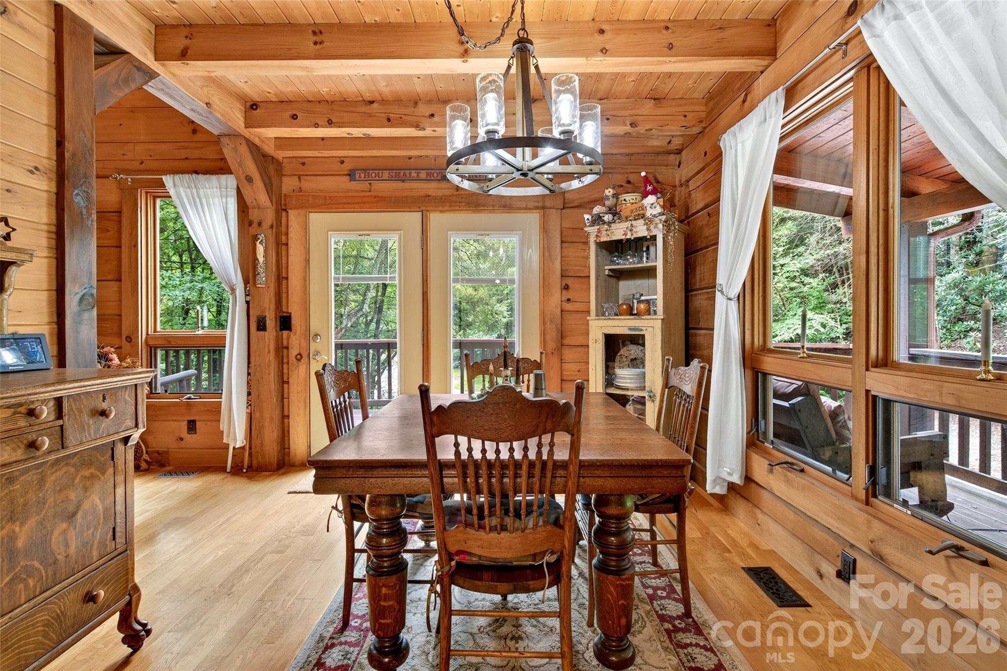 664 Paxton Creek Road — Marion