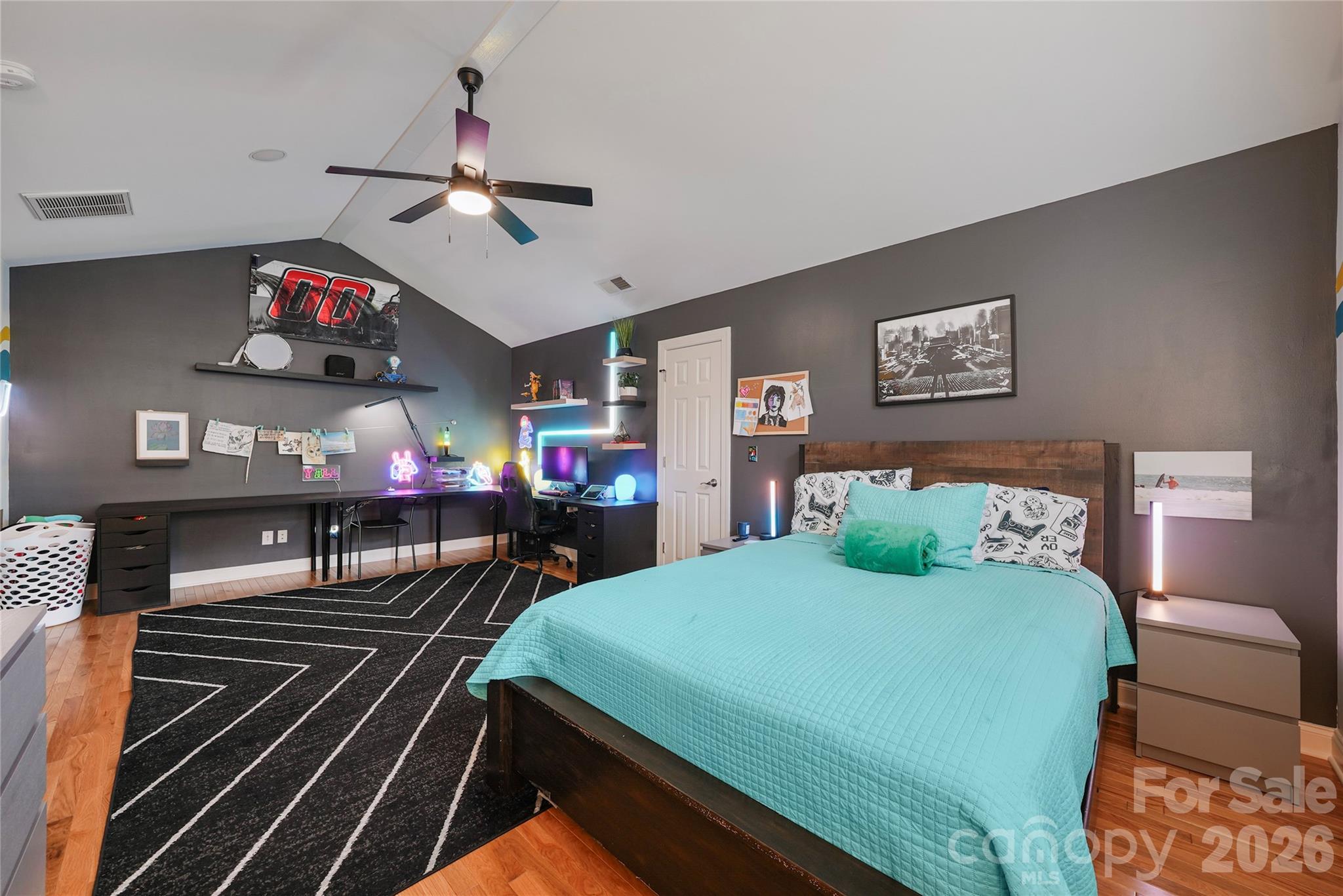 16002 Prestwoods Lane — Huntersville