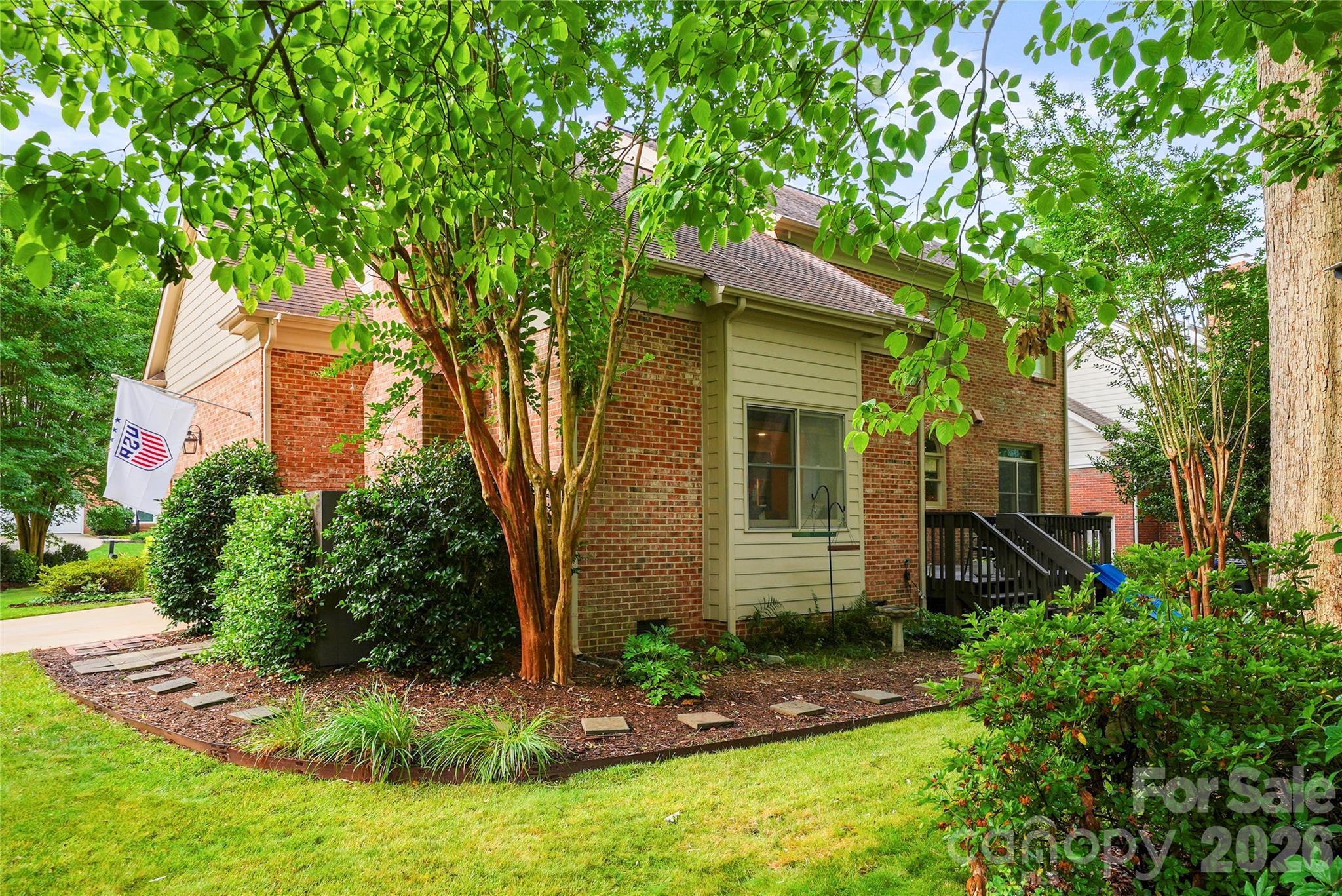 16002 Prestwoods Lane — Huntersville