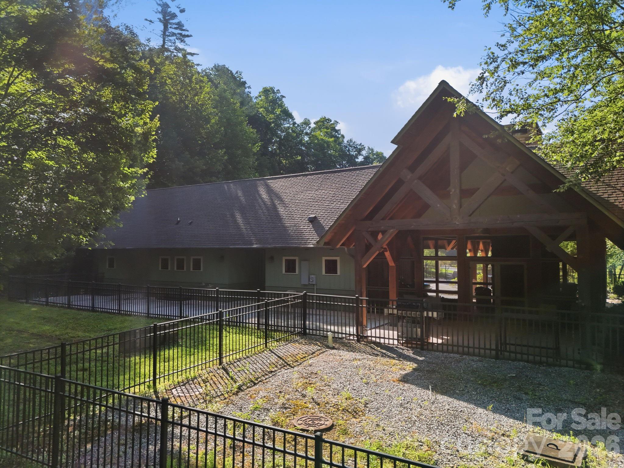 17 Sunny Morning Court — Hendersonville