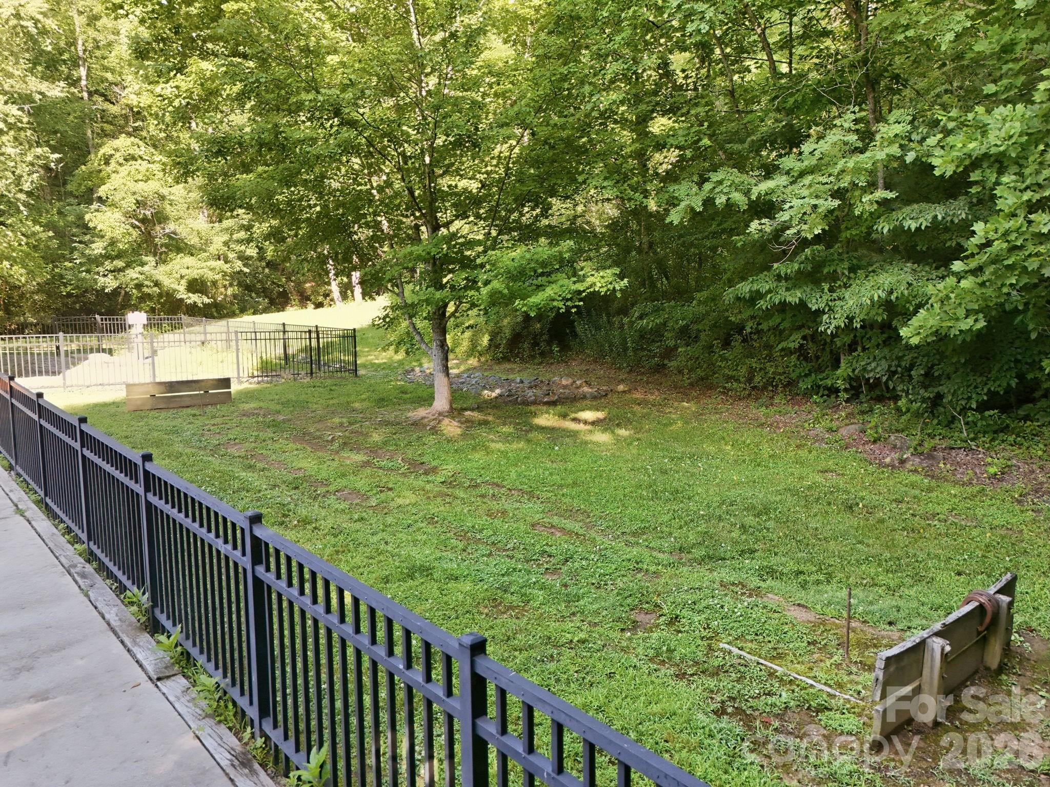 17 Sunny Morning Court — Hendersonville