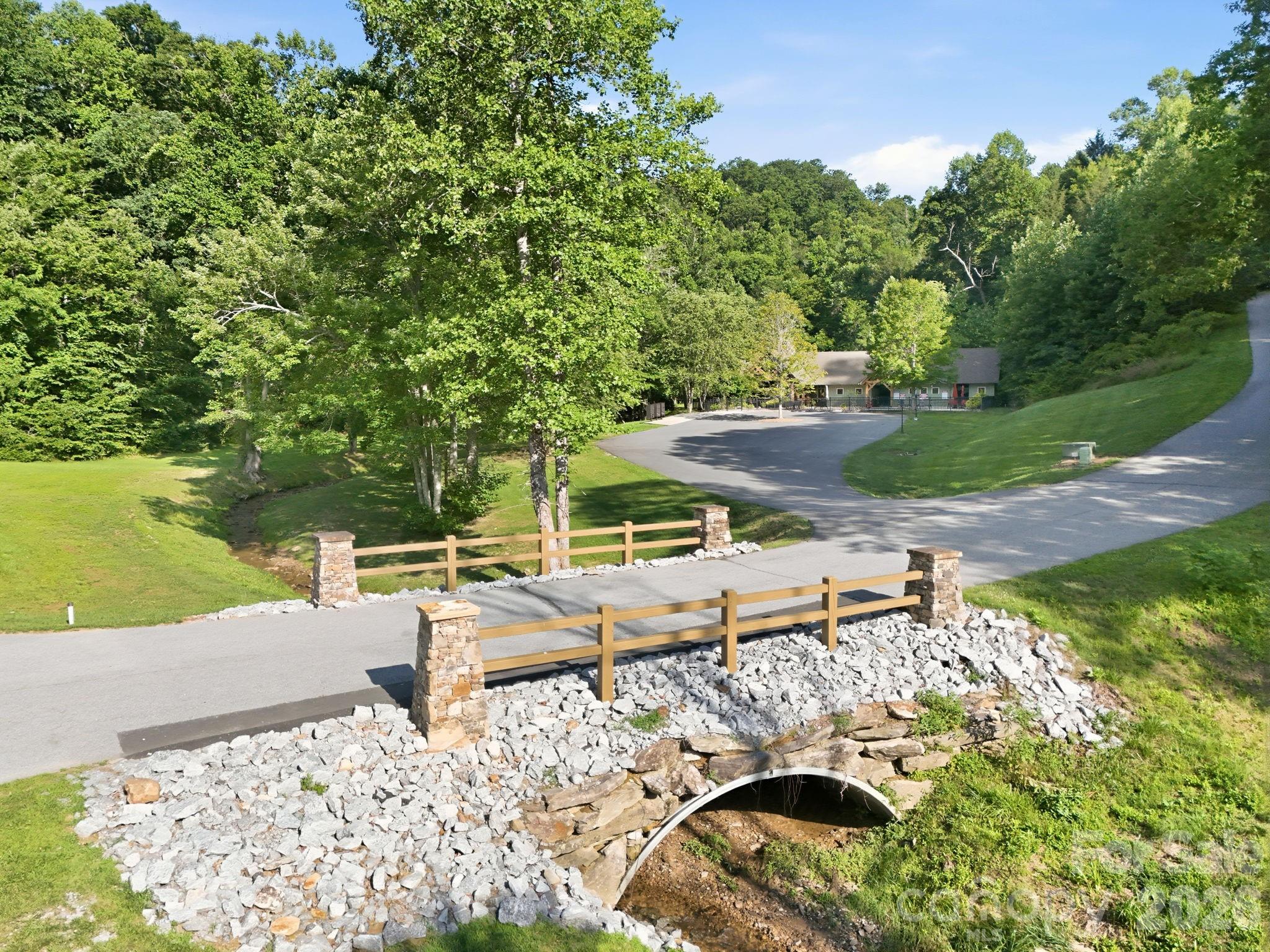 17 Sunny Morning Court — Hendersonville